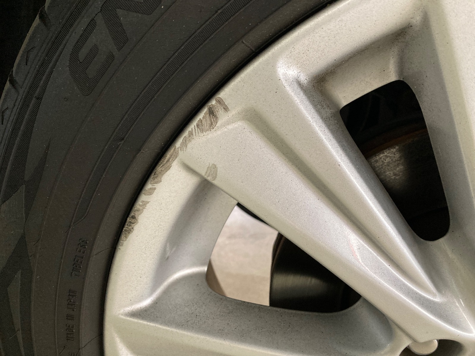 キズ・ヘコミ_60