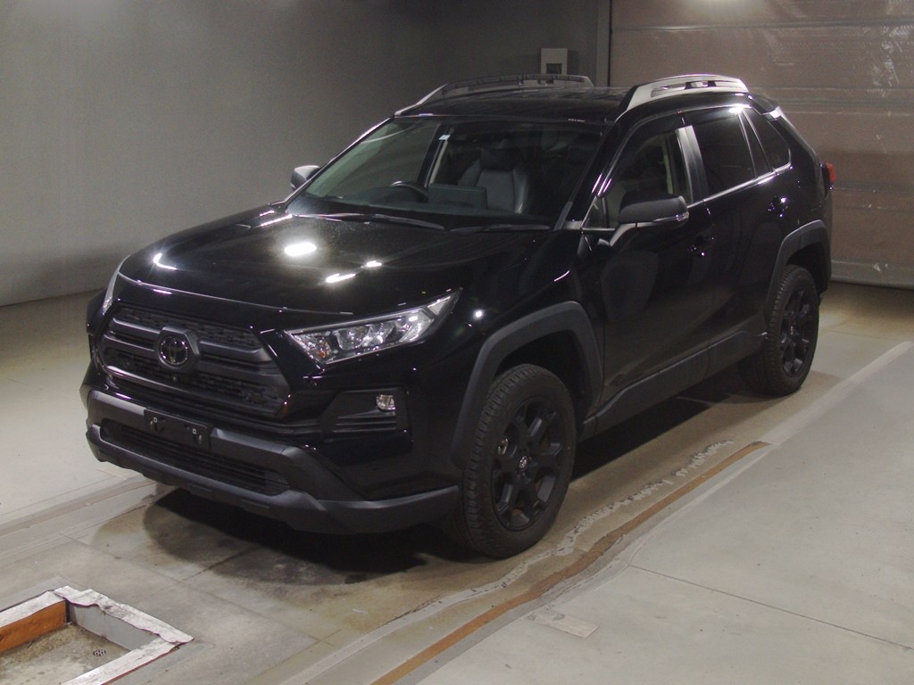 RAV4 アドベンチャー オフロー2