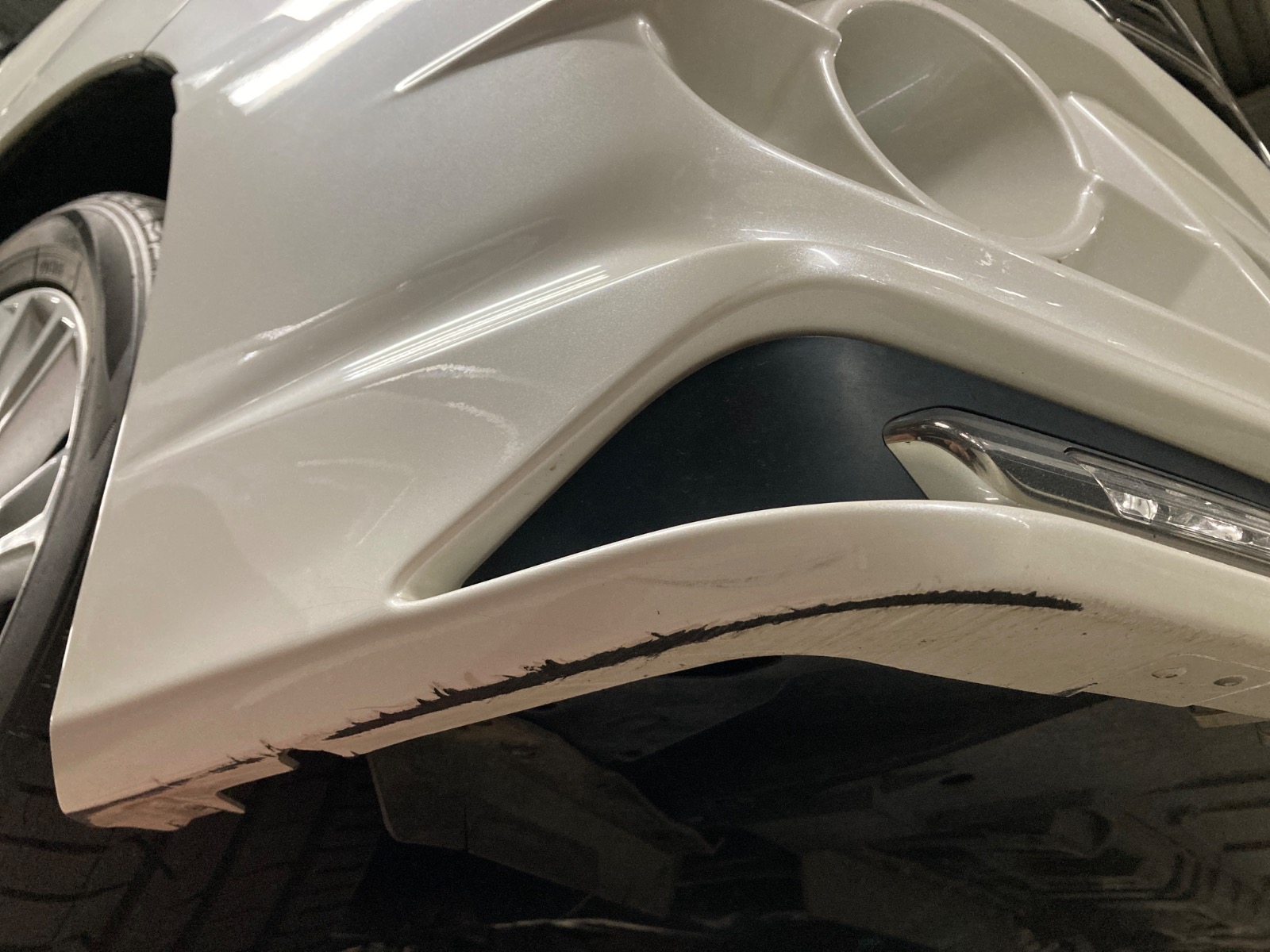 キズ・ヘコミ_06