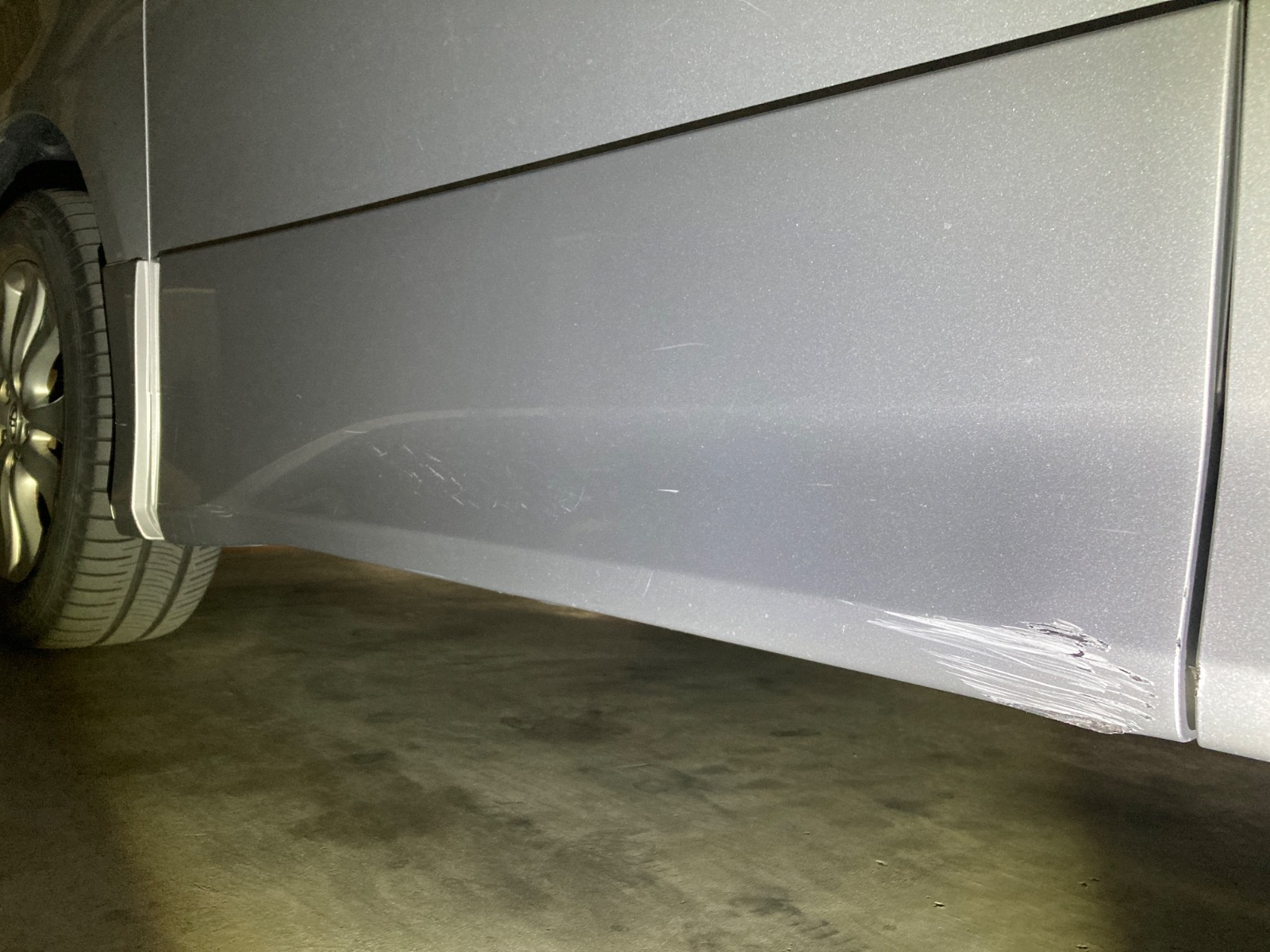 キズ・ヘコミ_17