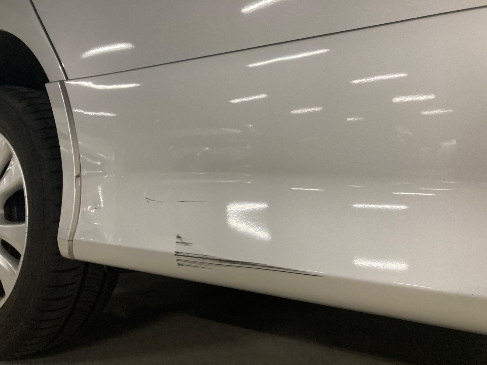 キズ・ヘコミ_26