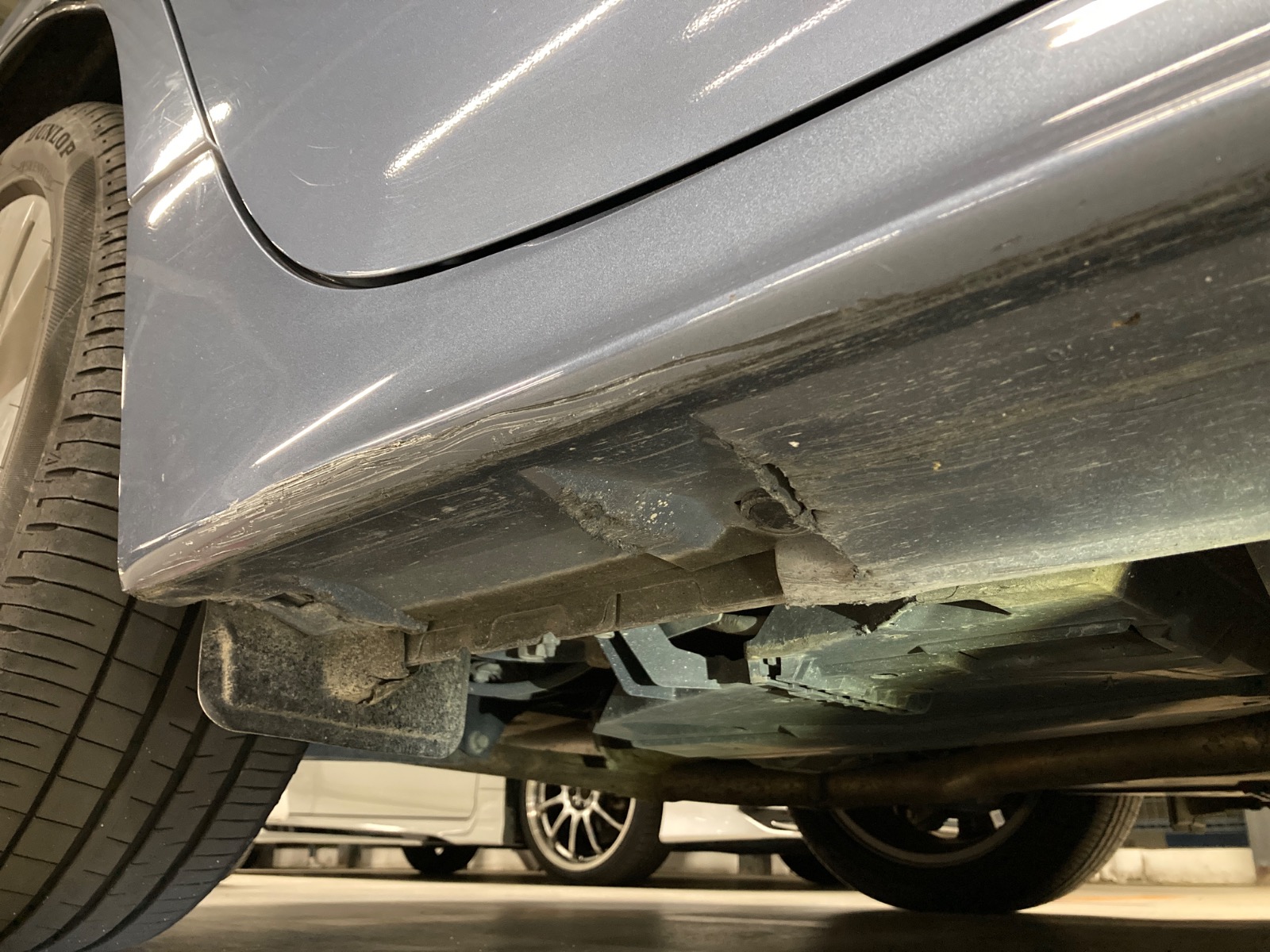 キズ・ヘコミ_23