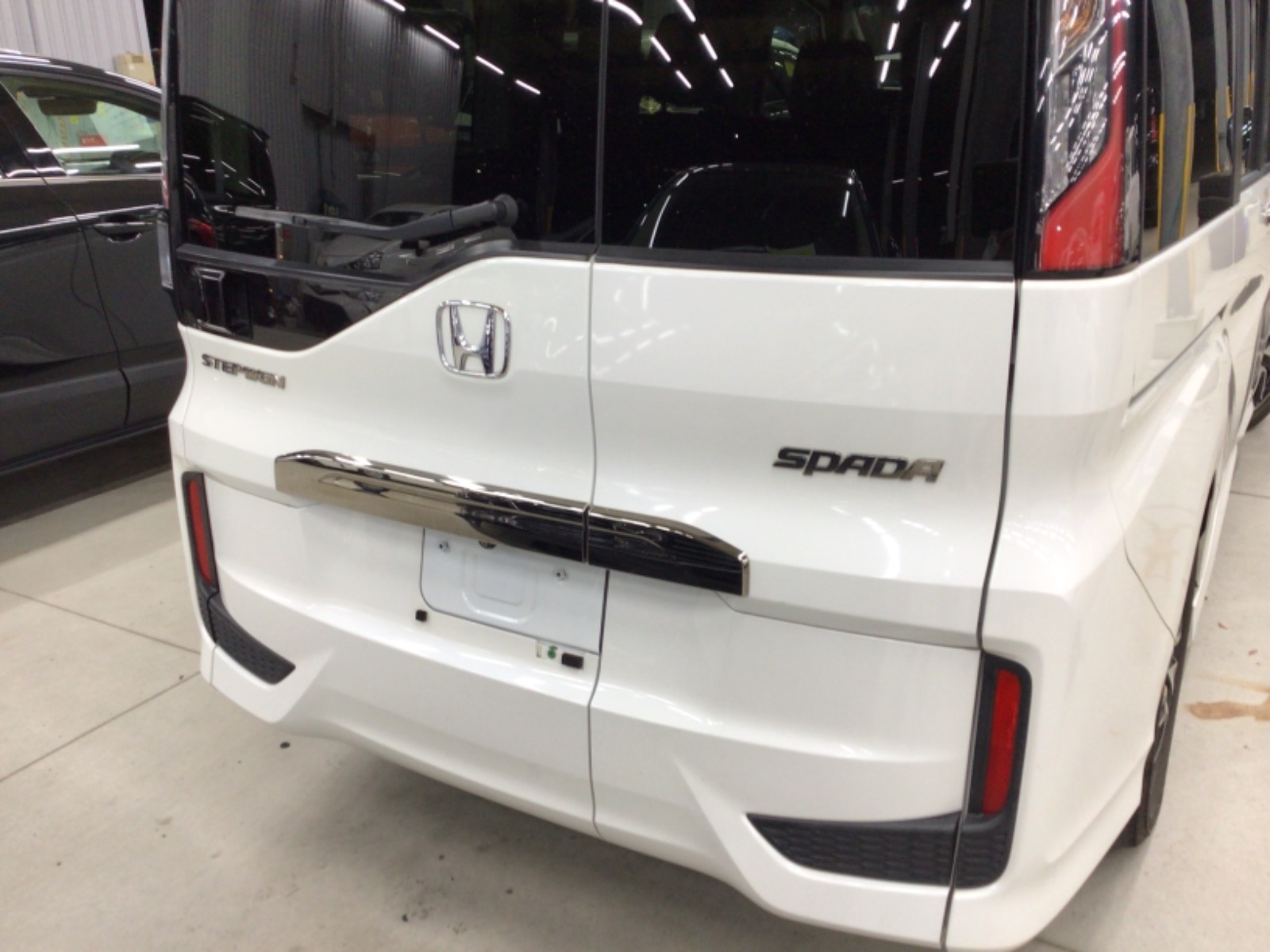 キズ・ヘコミ_64