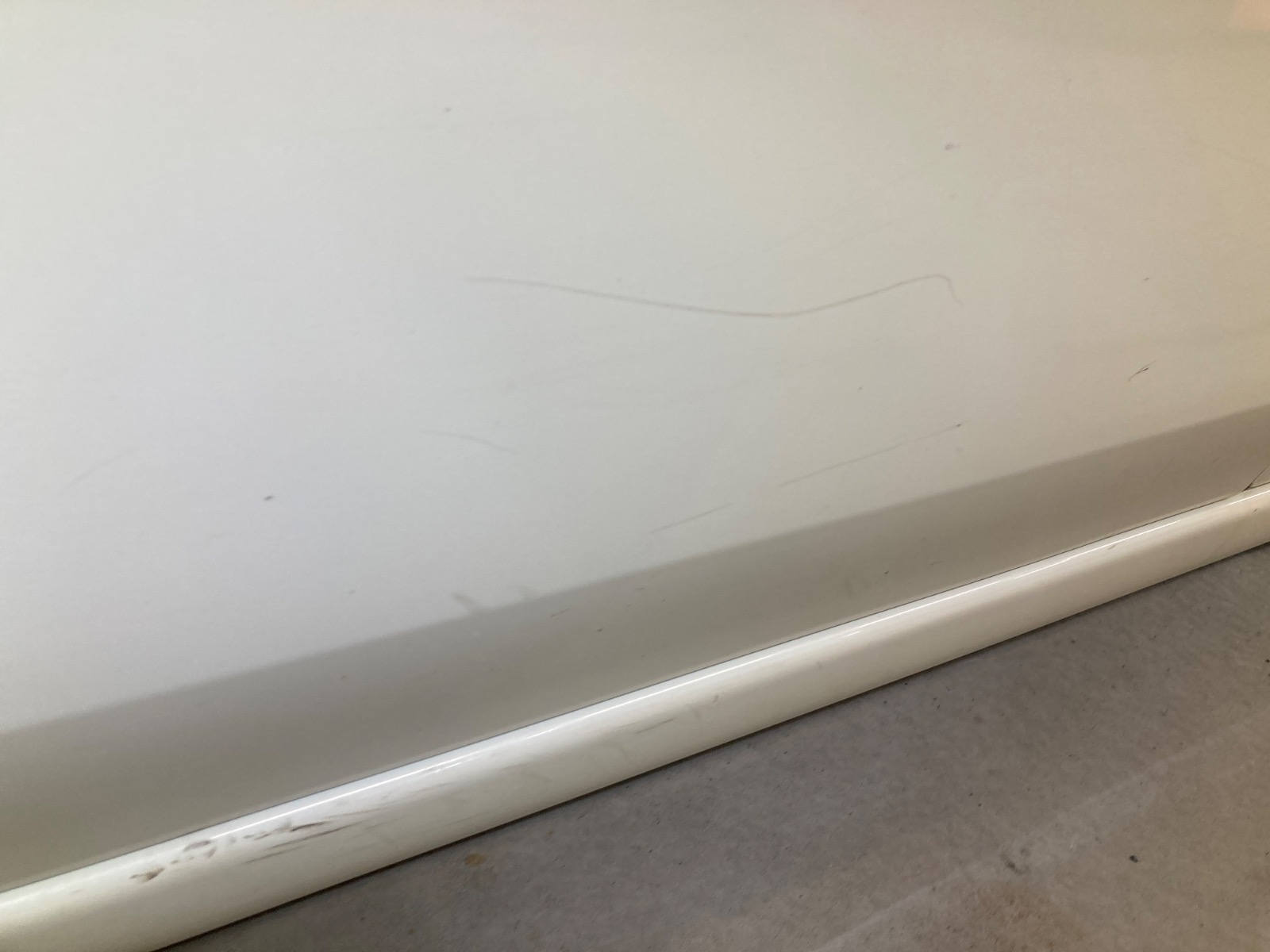 キズ・ヘコミ_16