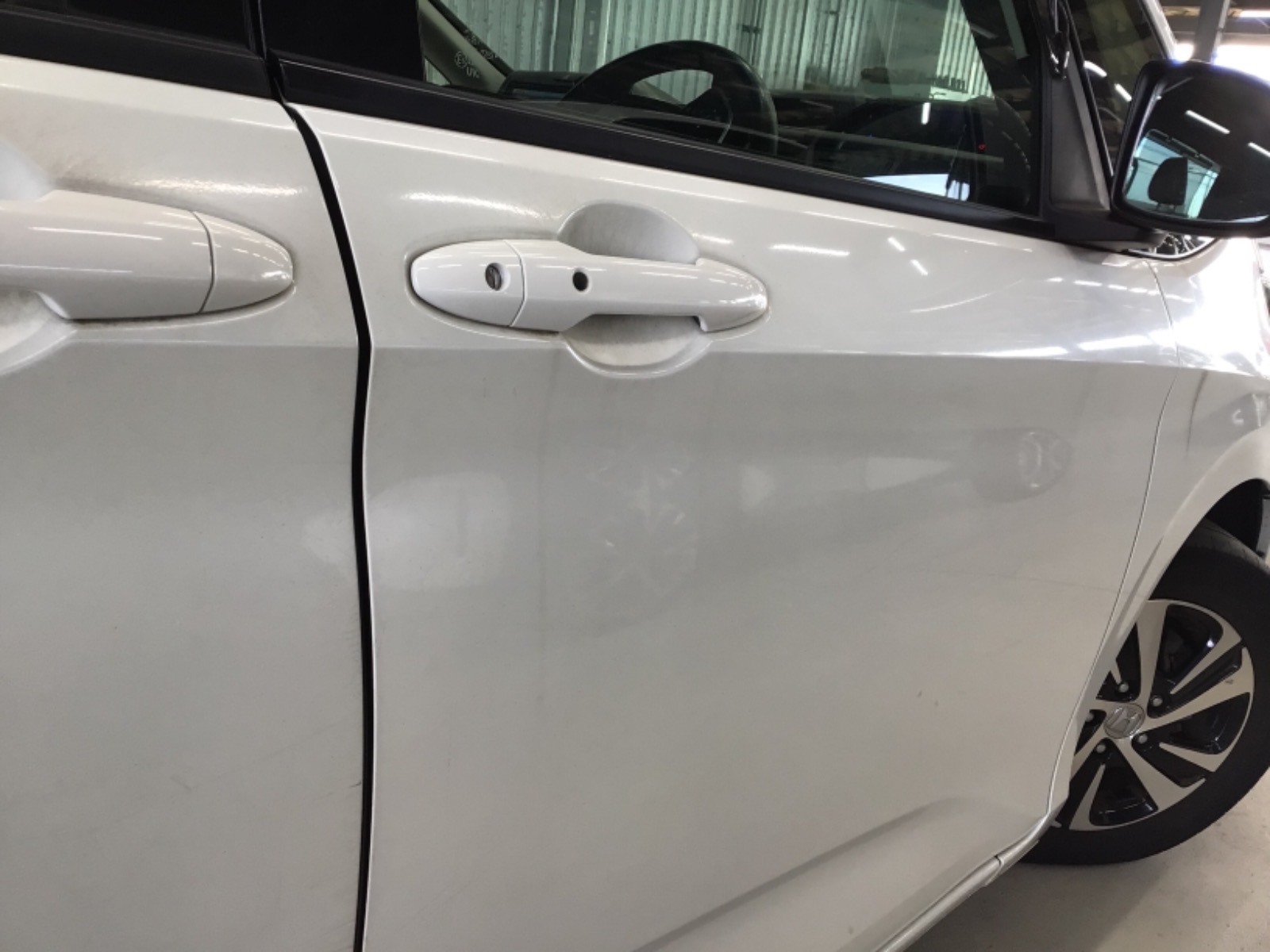 キズ・ヘコミ_18