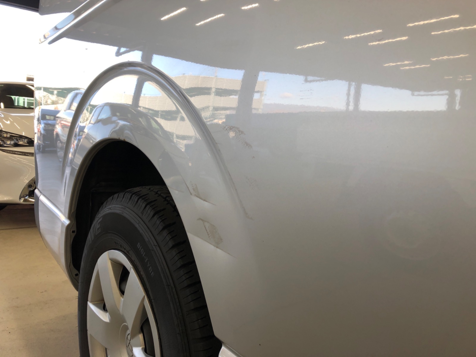 キズ・ヘコミ_41