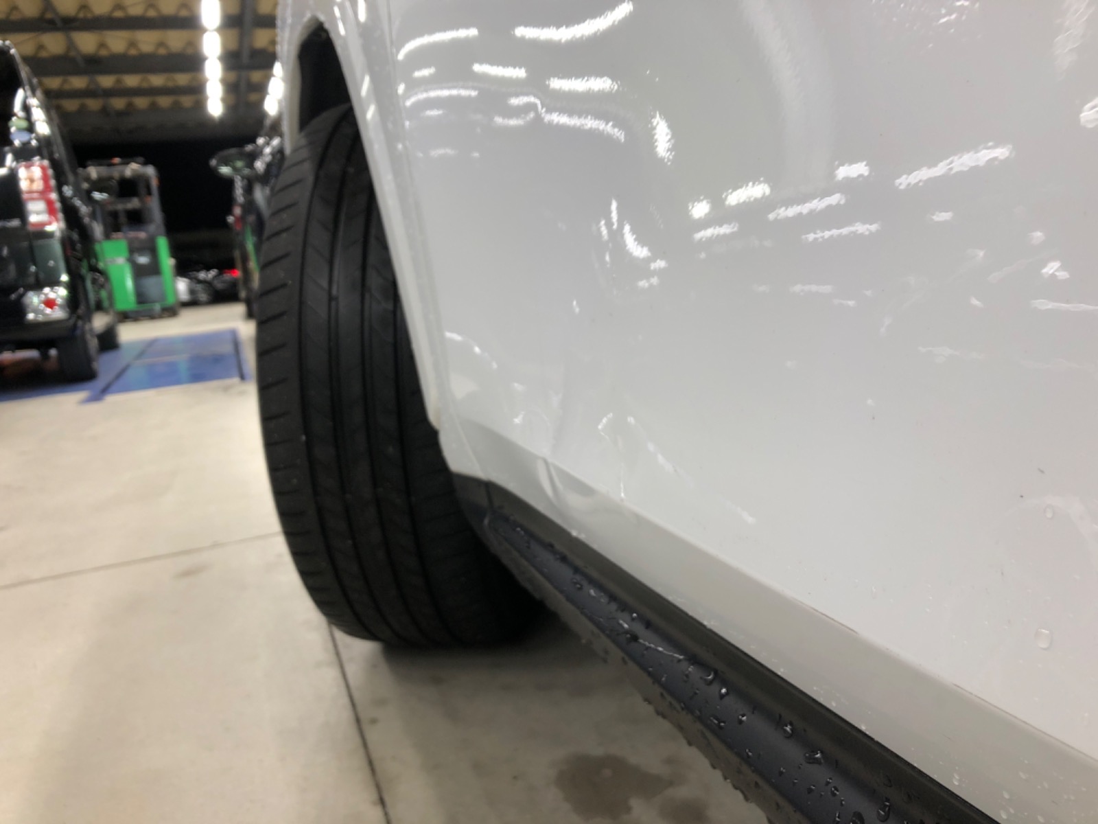 キズ・ヘコミ_16