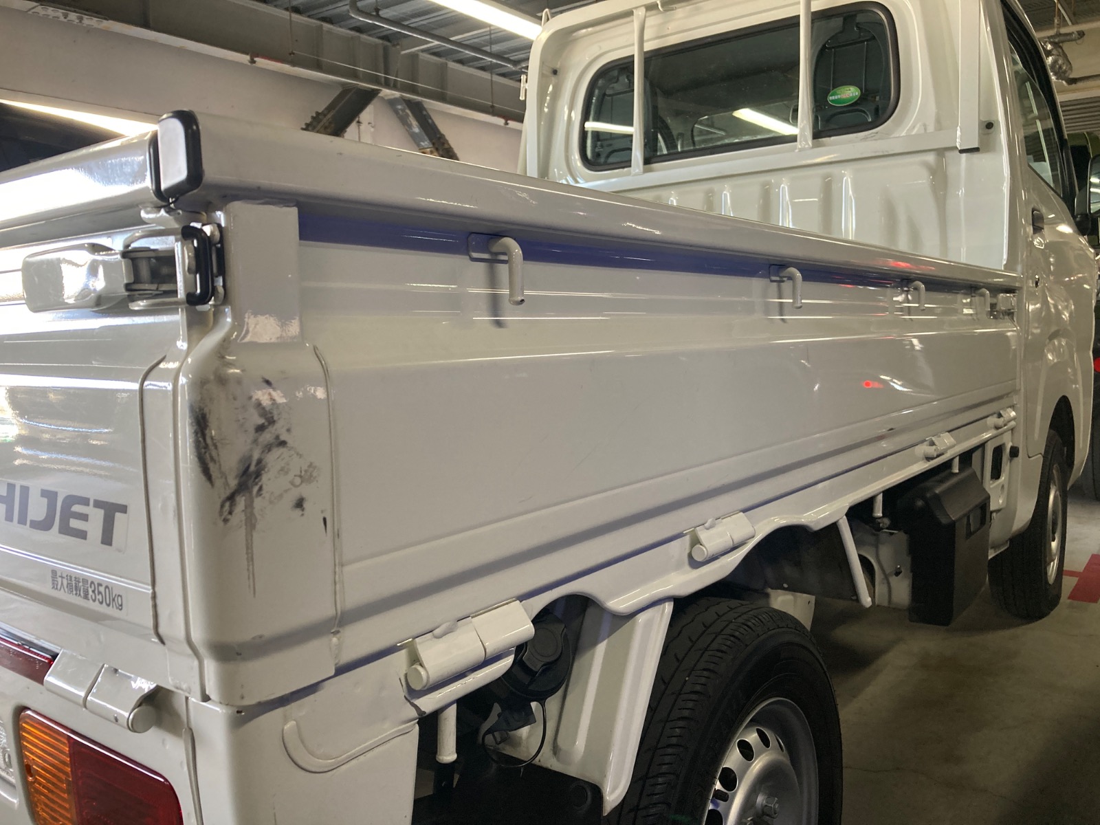 キズ・ヘコミ_41