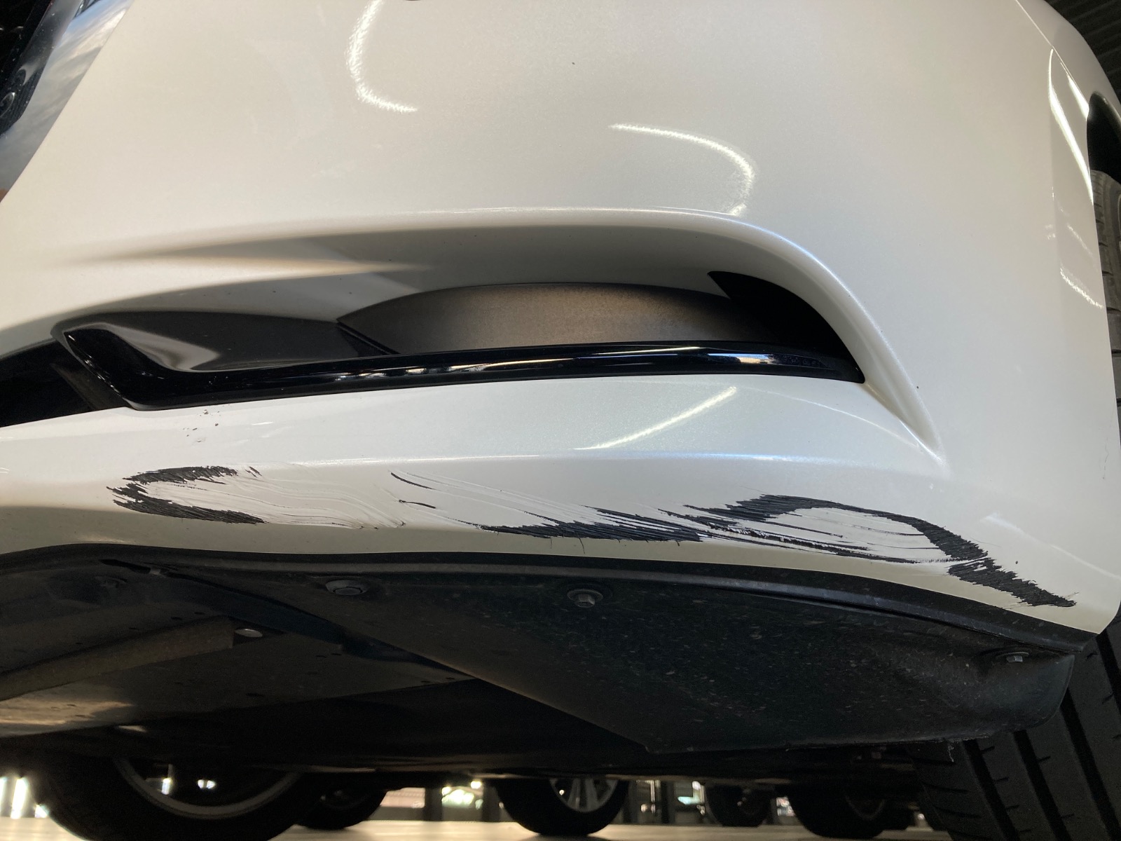 キズ・ヘコミ_05