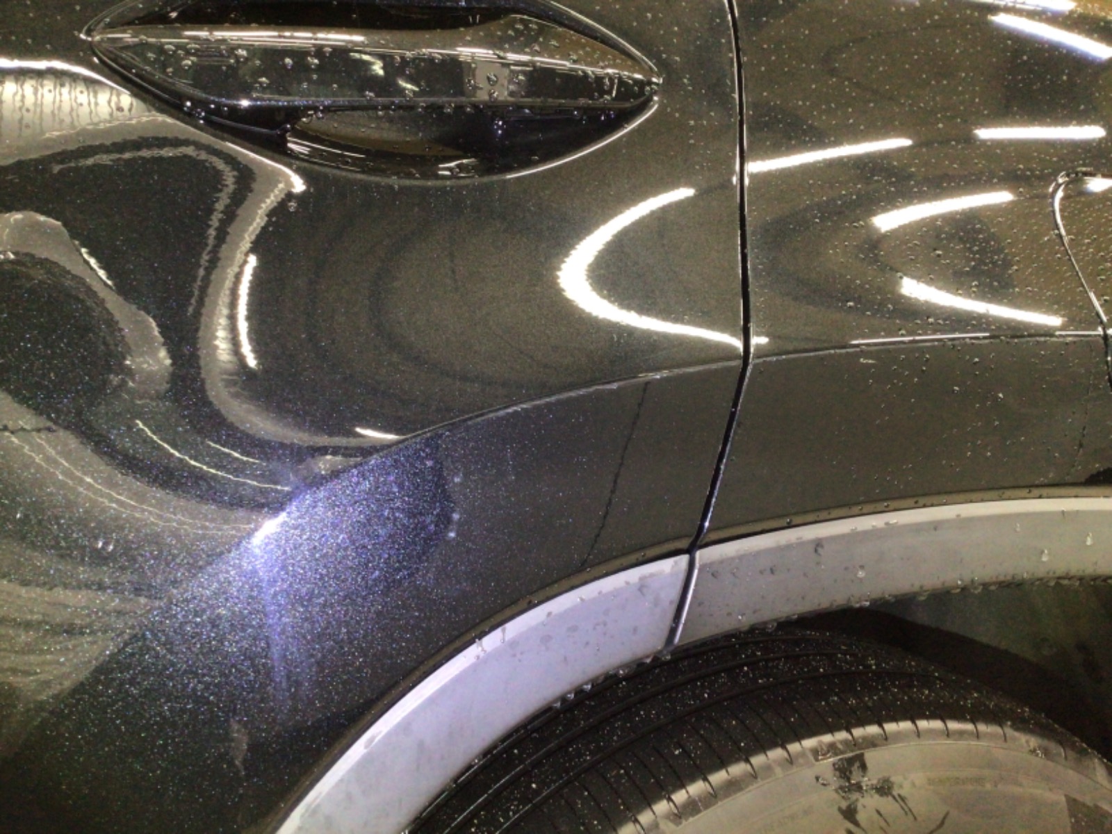 キズ・ヘコミ_25