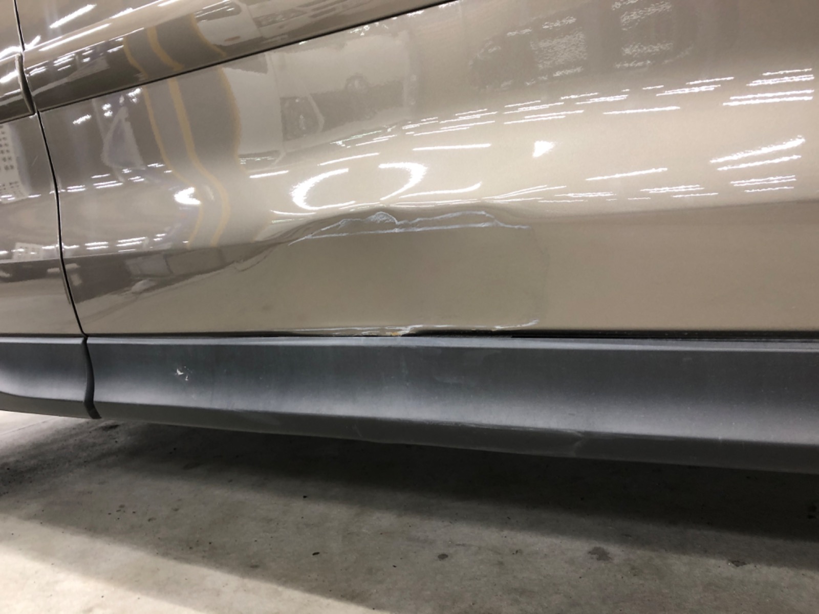 キズ・ヘコミ_18