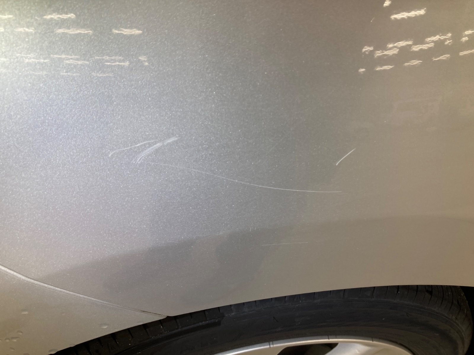 キズ・ヘコミ_40