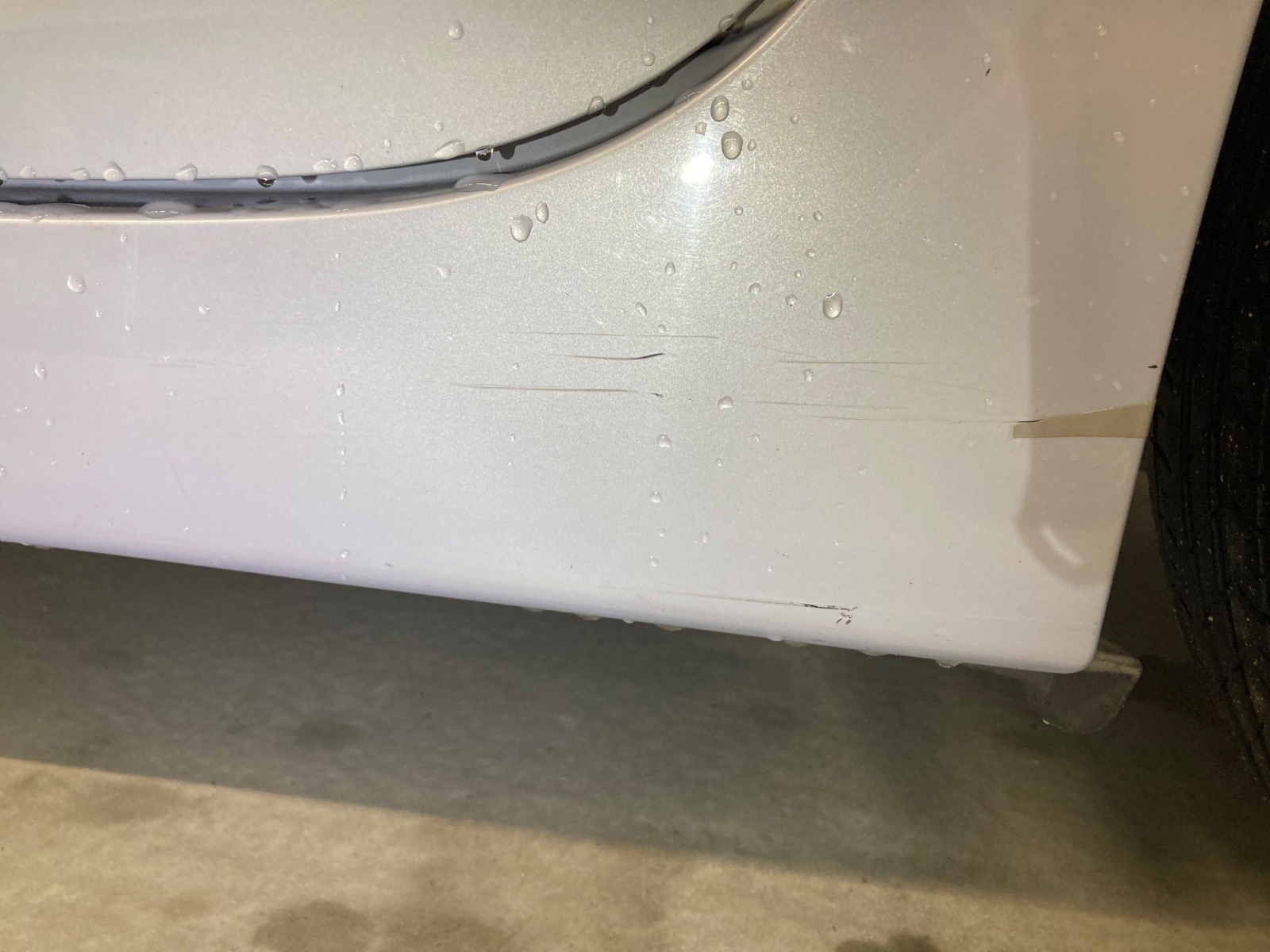 キズ・ヘコミ_21