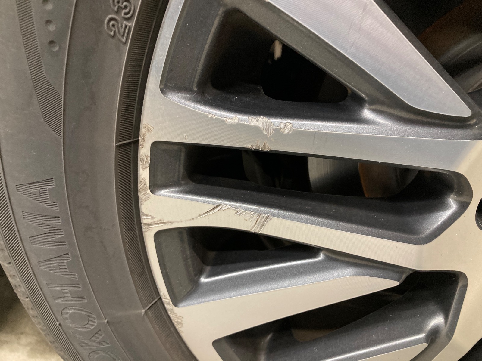 キズ・ヘコミ_61