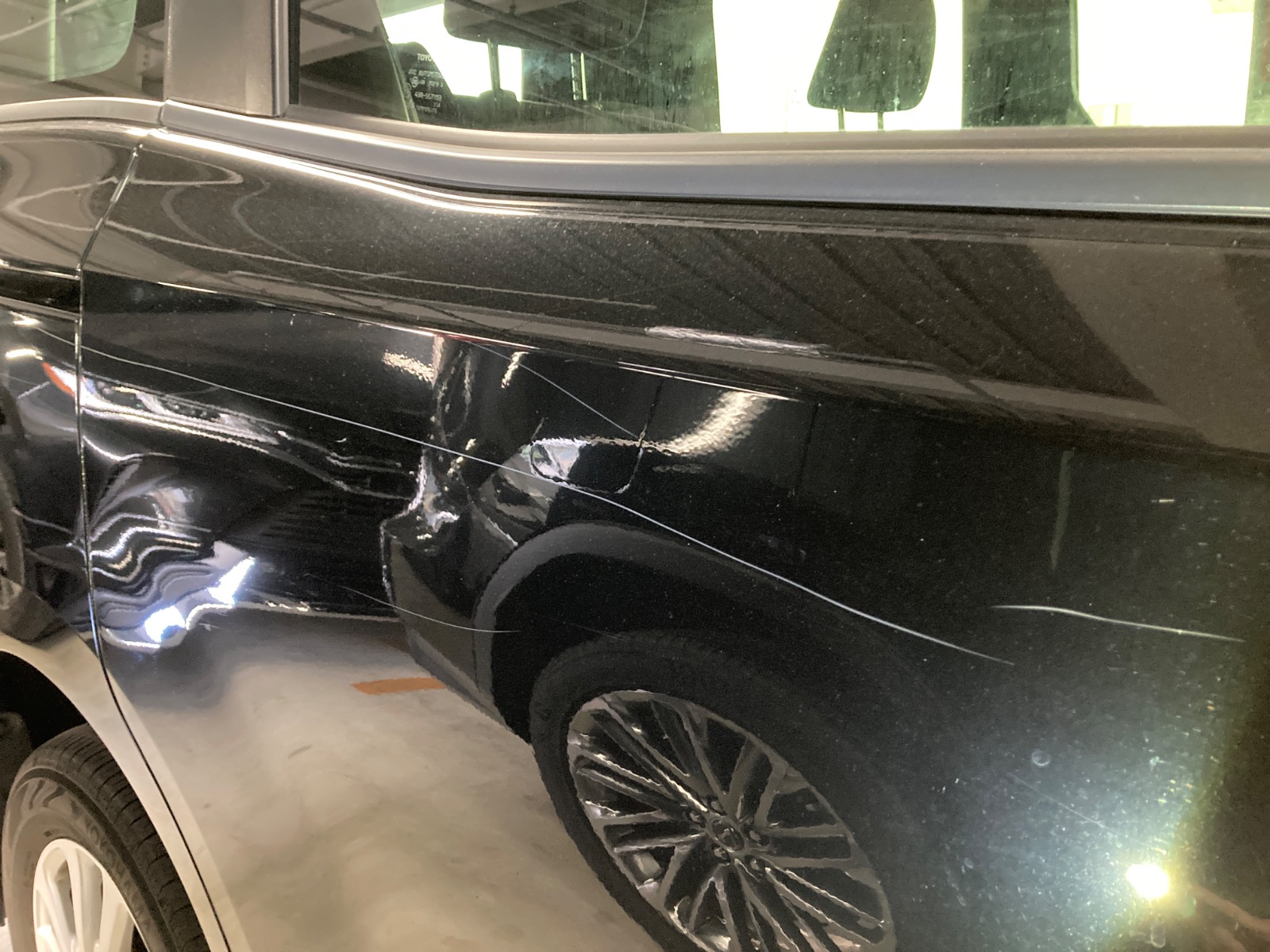 キズ・ヘコミ_26