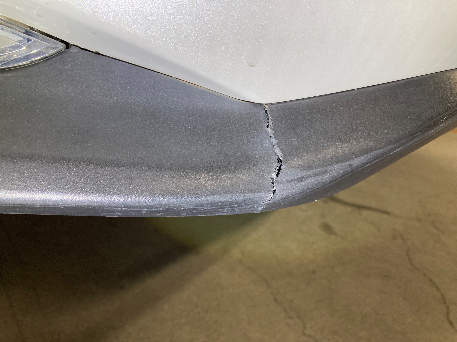 キズ・ヘコミ_06