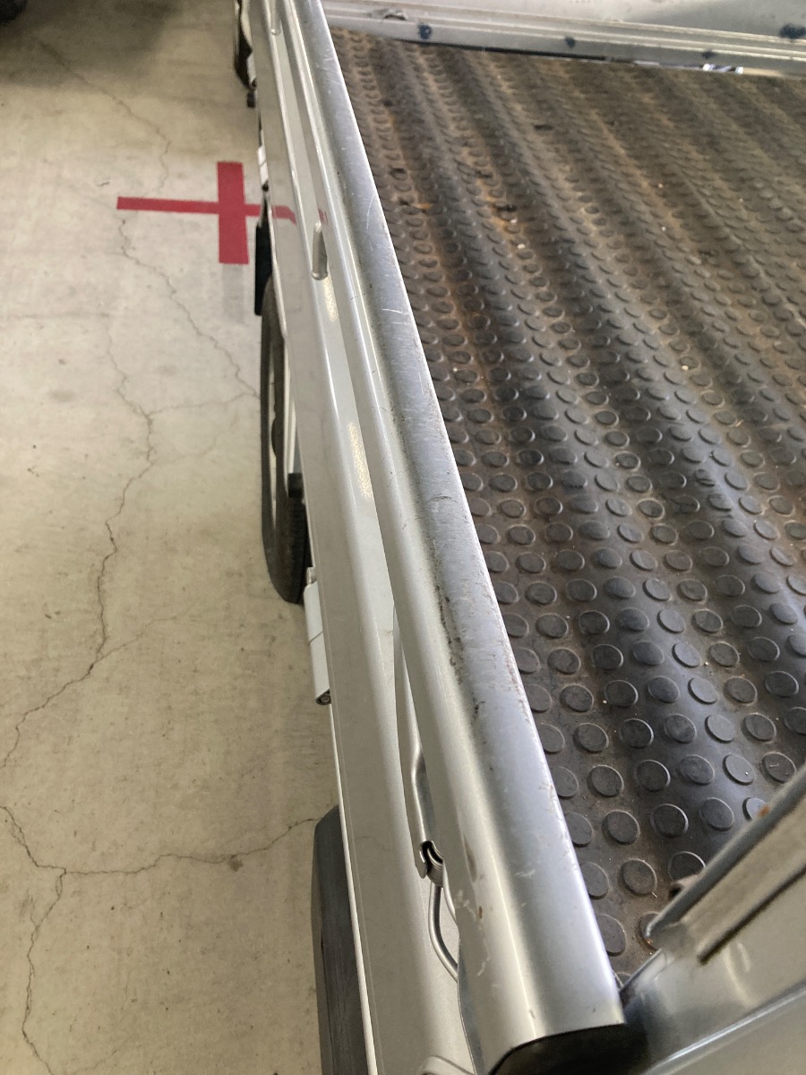 キズ・ヘコミ_41