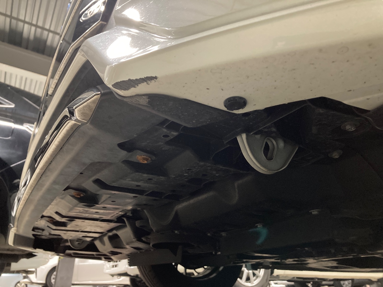 キズ・ヘコミ_64