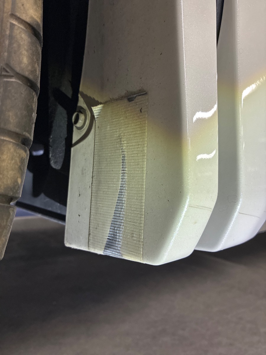 キズ・ヘコミ_64