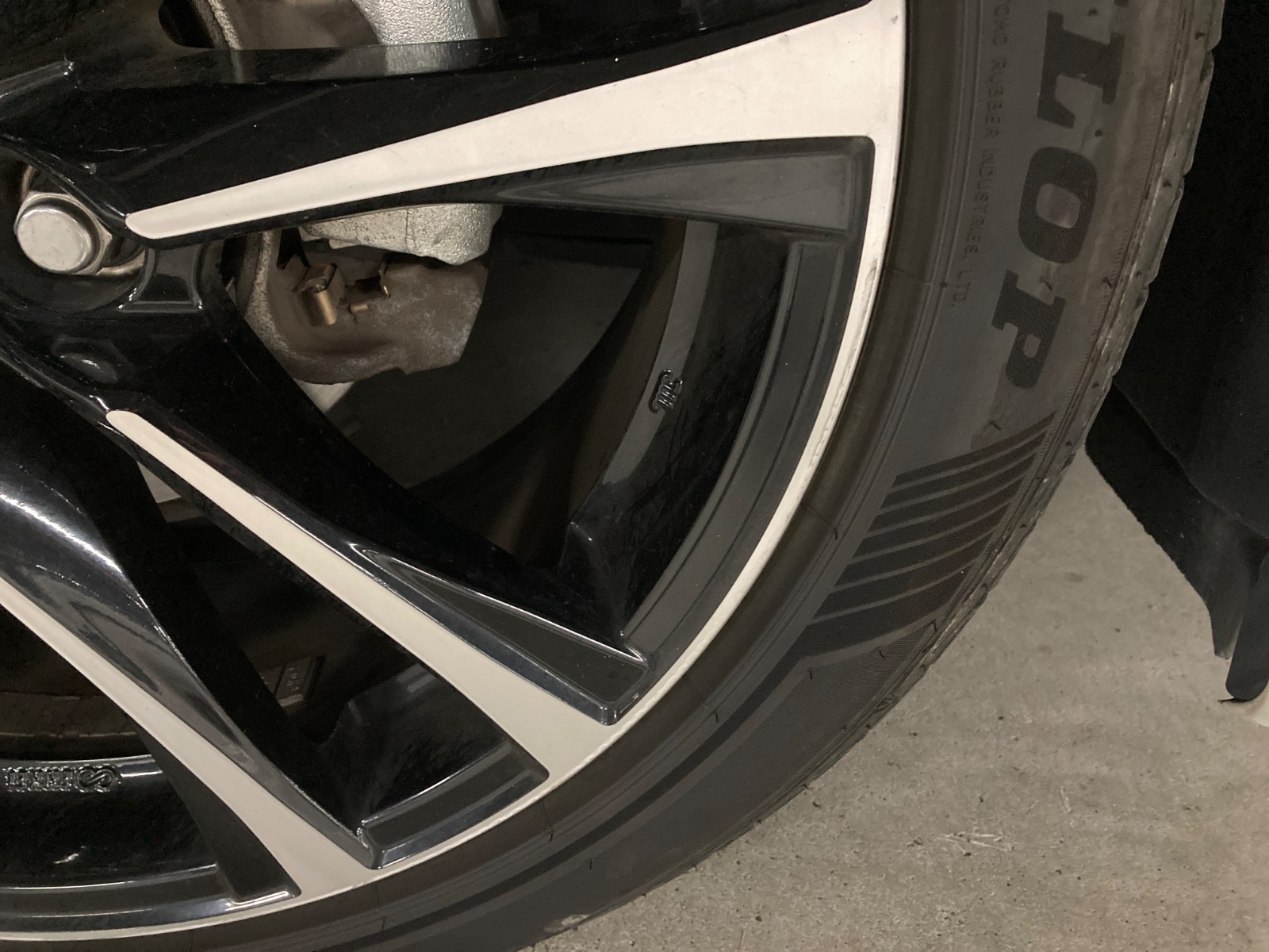 キズ・ヘコミ_60