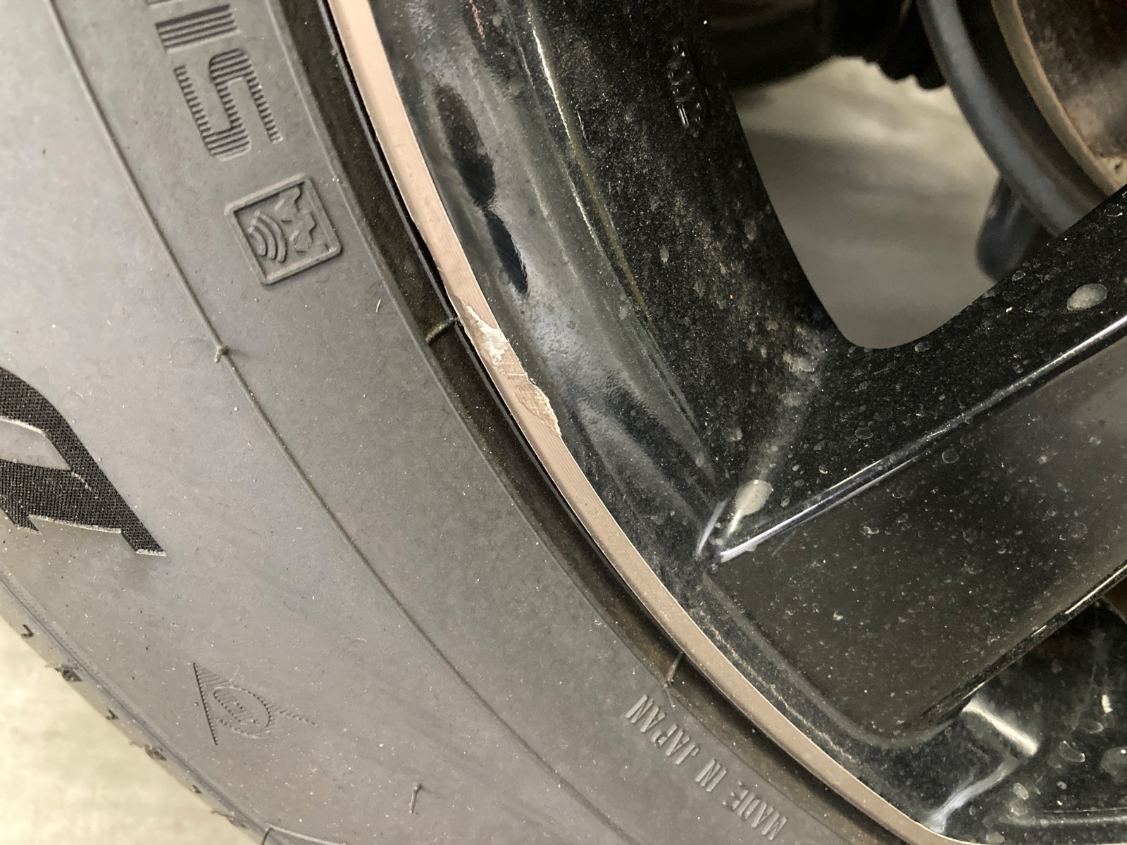 キズ・ヘコミ_61