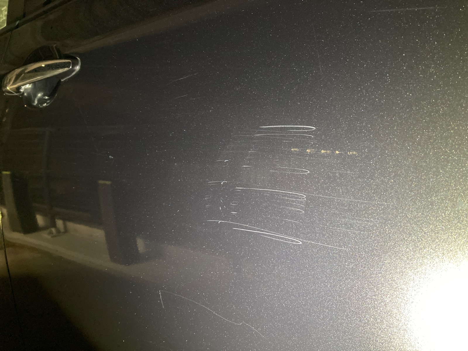 キズ・ヘコミ_24