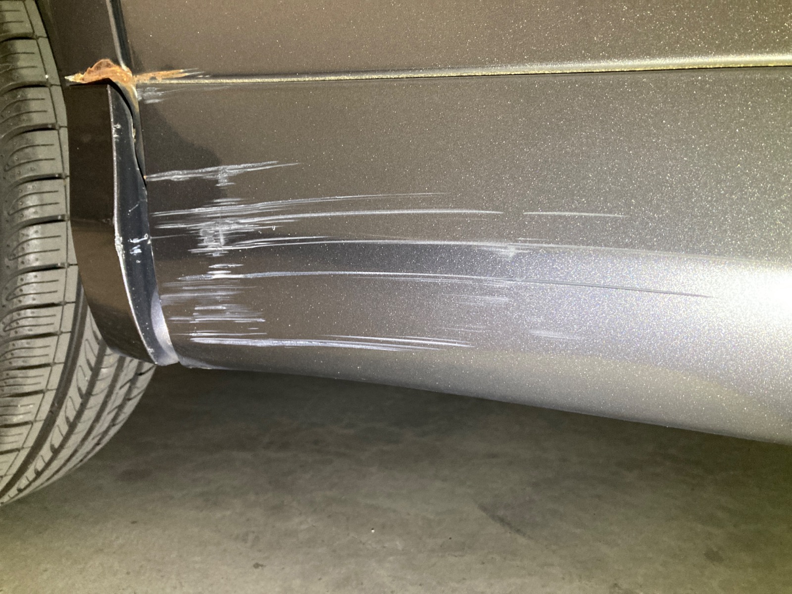 キズ・ヘコミ_26