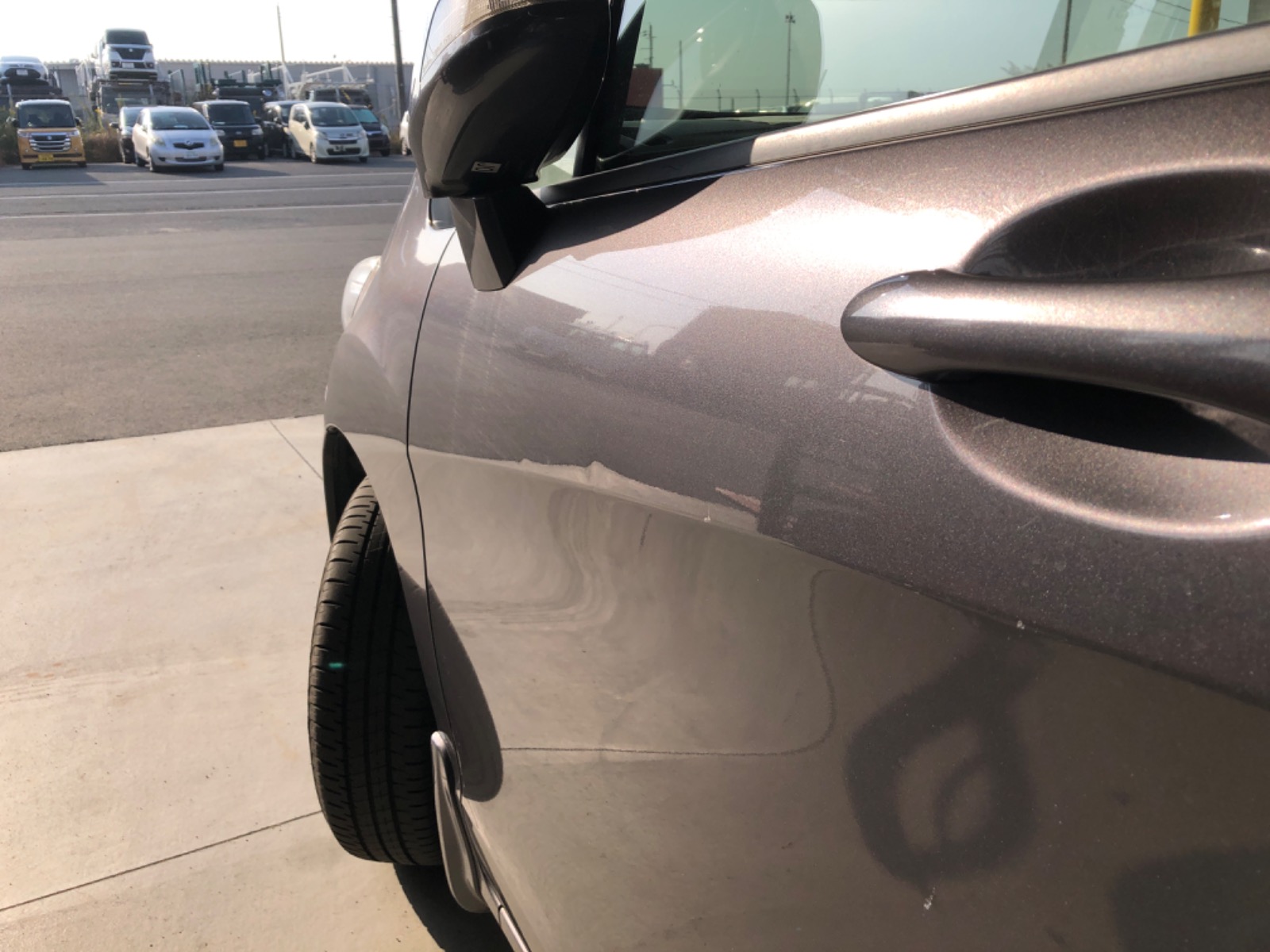 キズ・ヘコミ_16