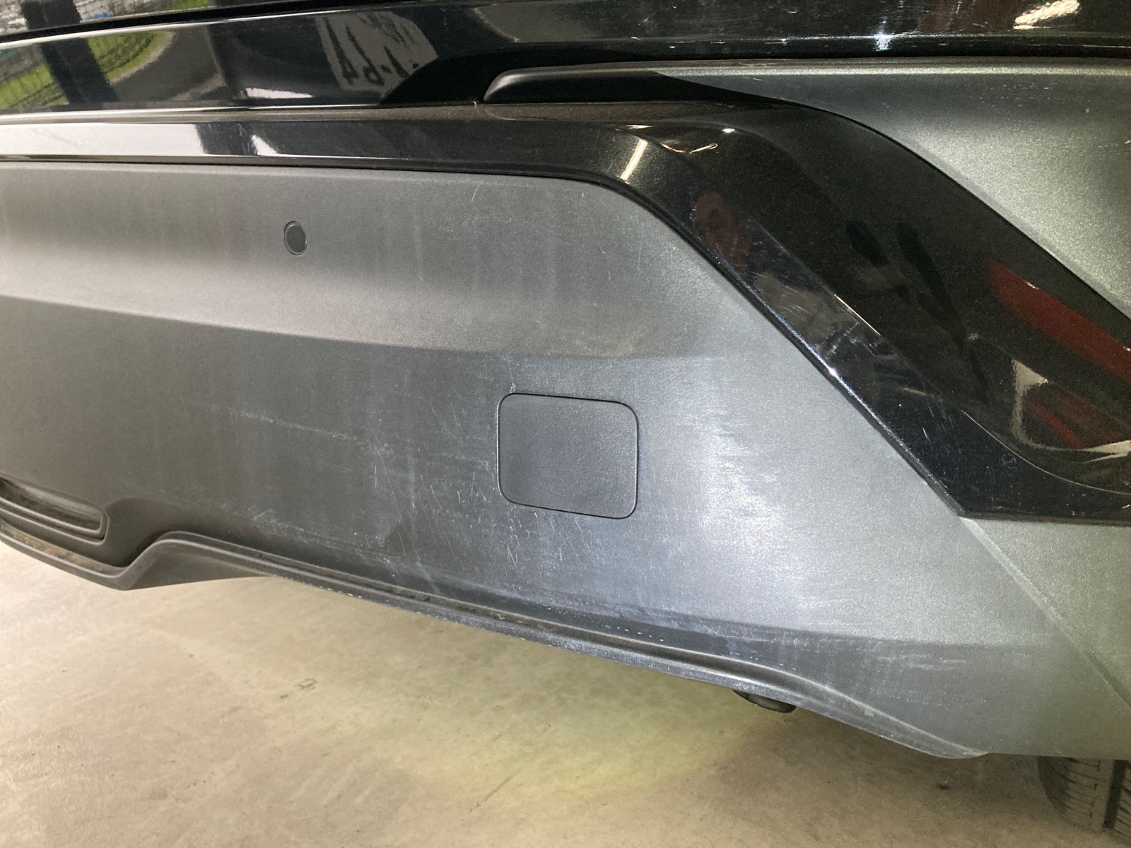 キズ・ヘコミ_56