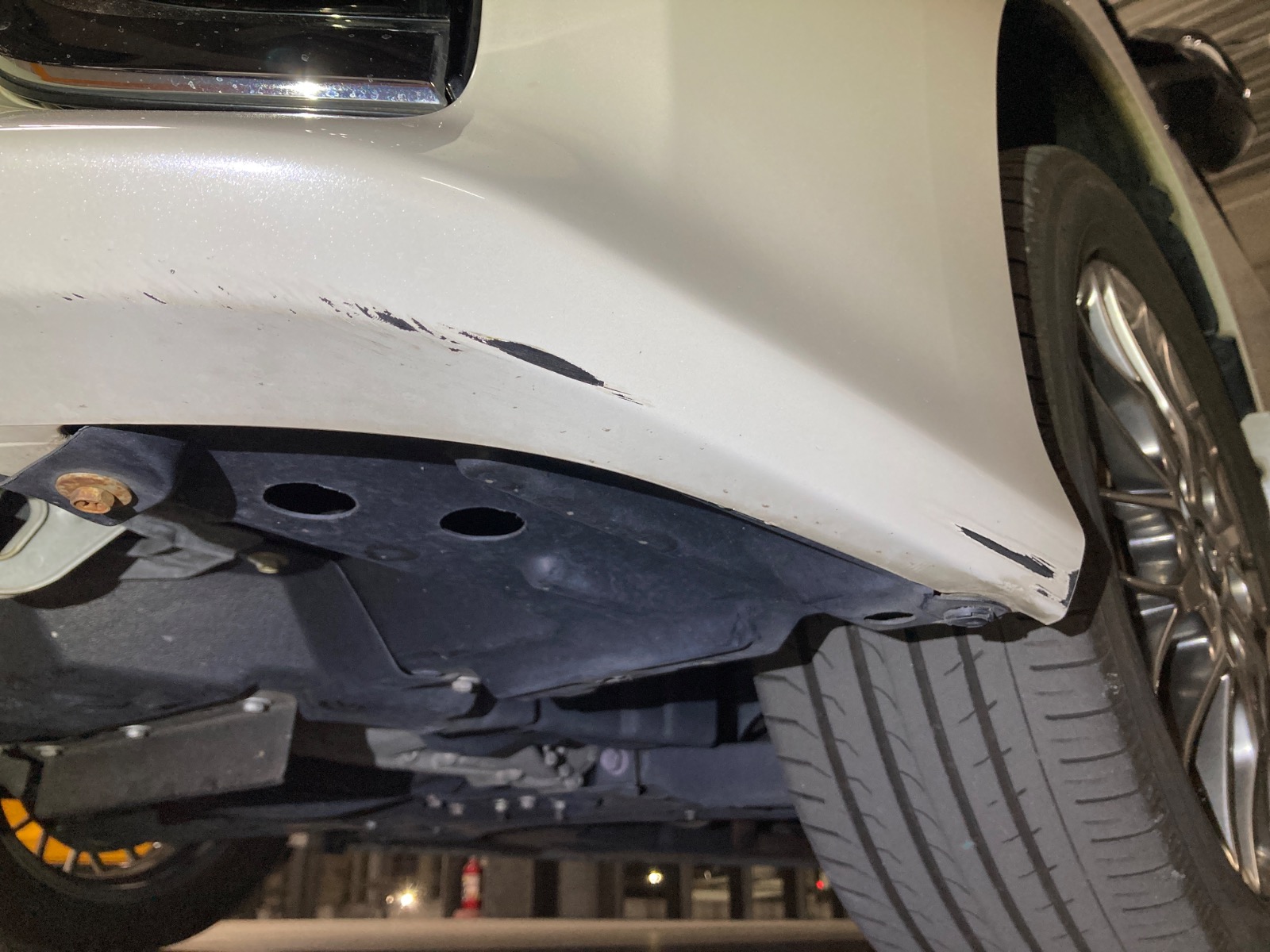 キズ・ヘコミ_05