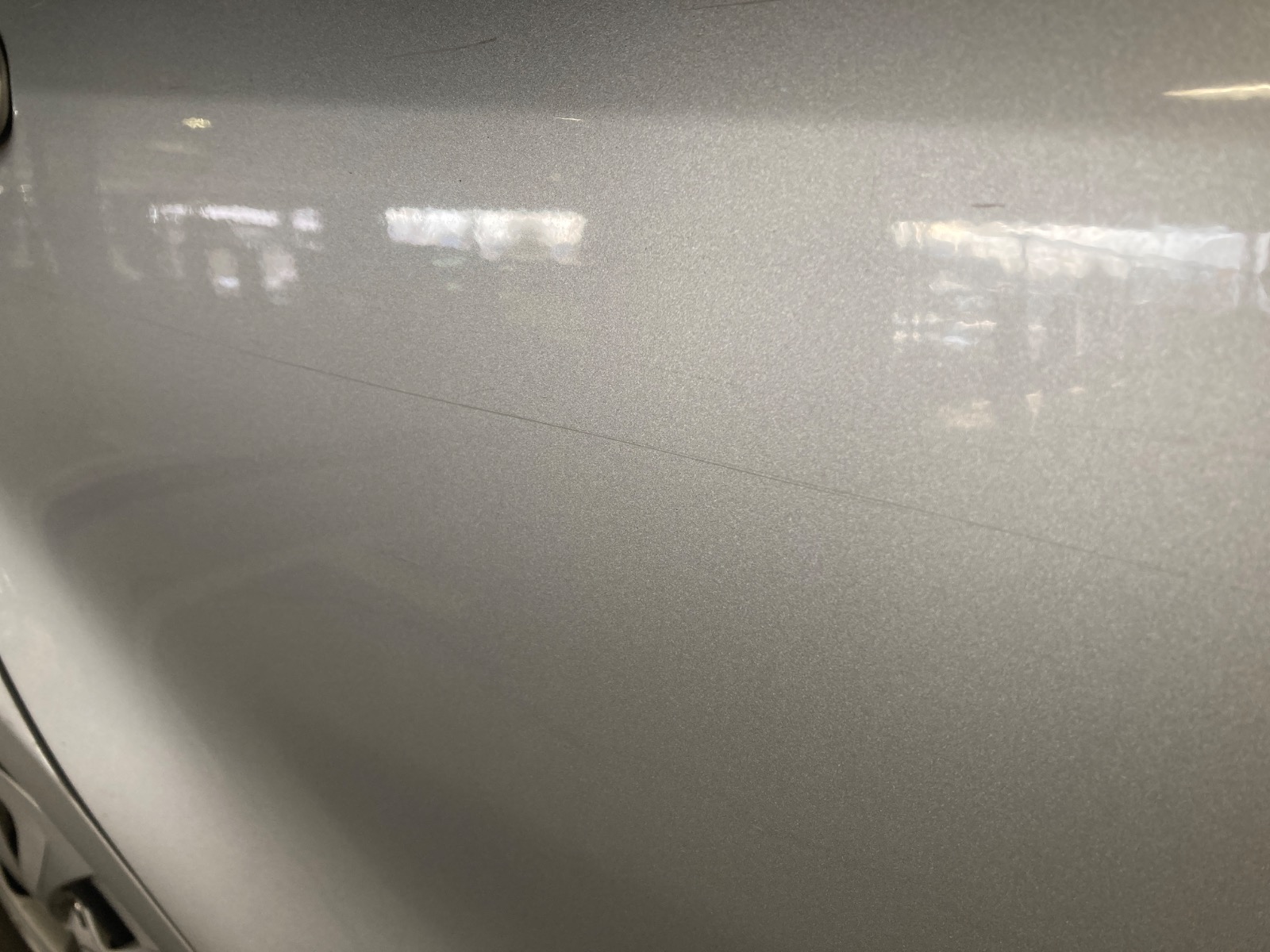 キズ・ヘコミ_27