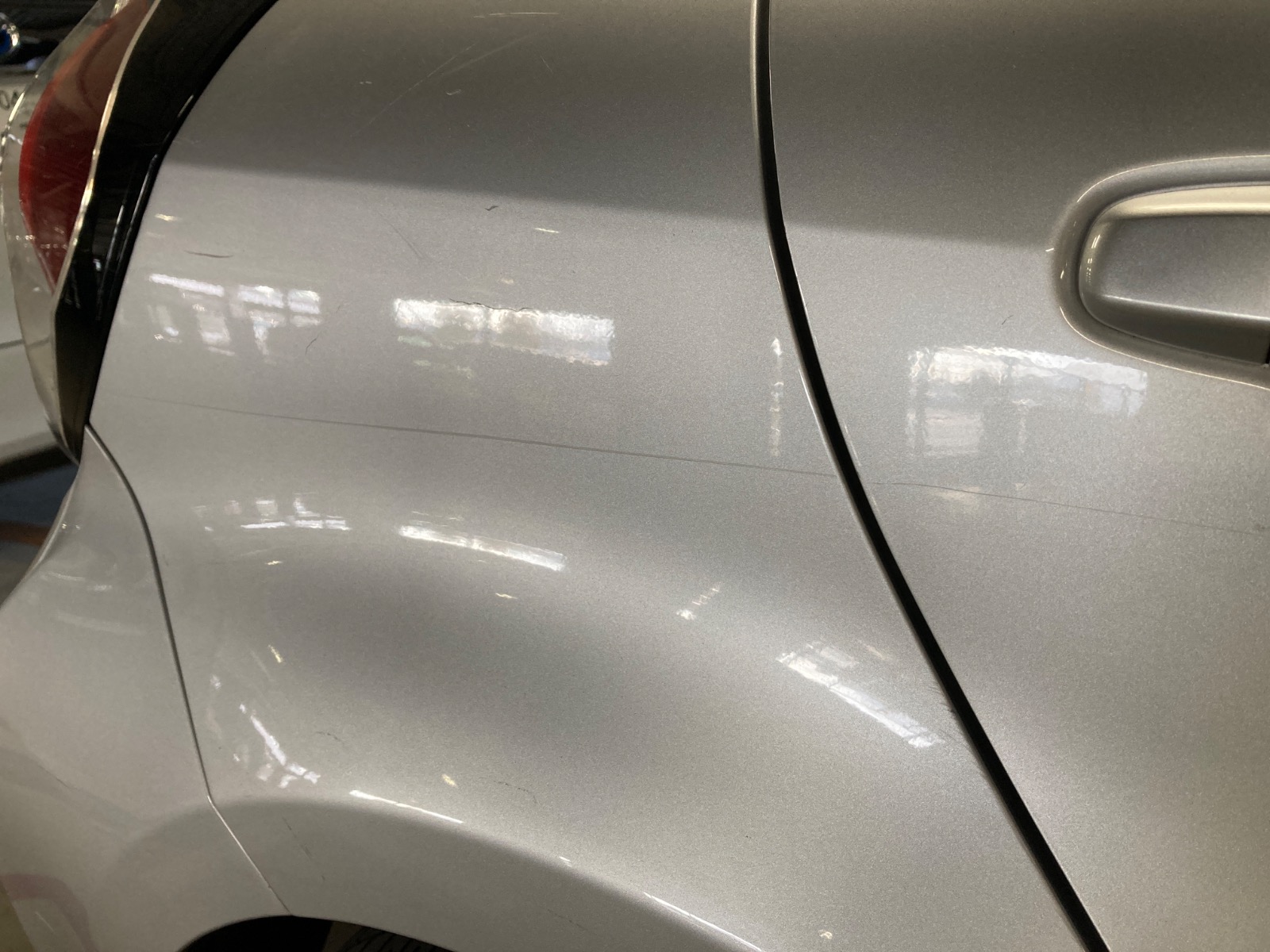 キズ・ヘコミ_40