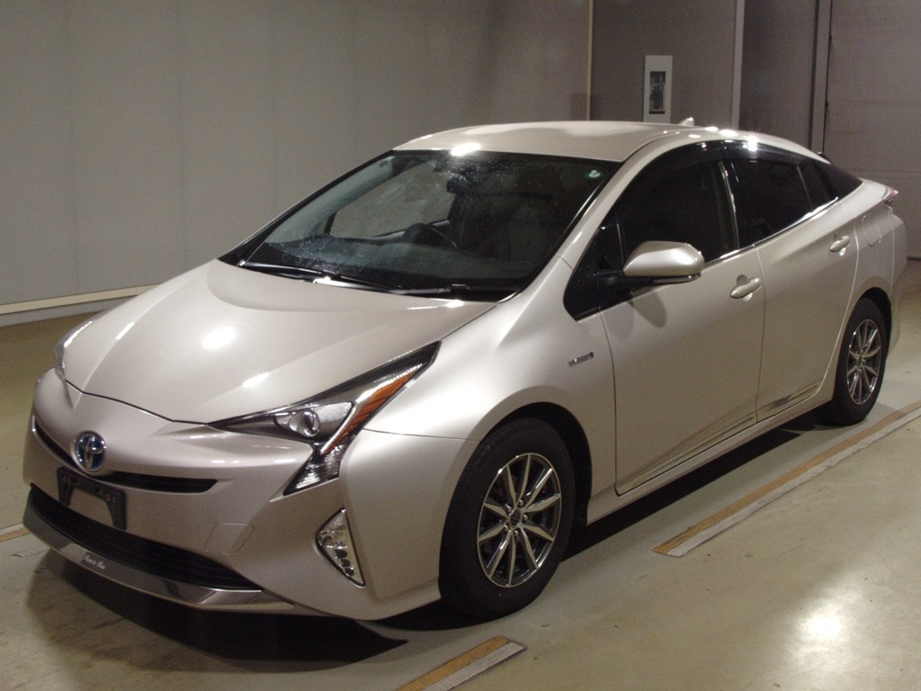 プリウス