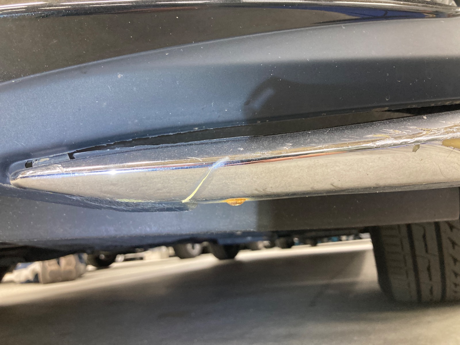 キズ・ヘコミ_05