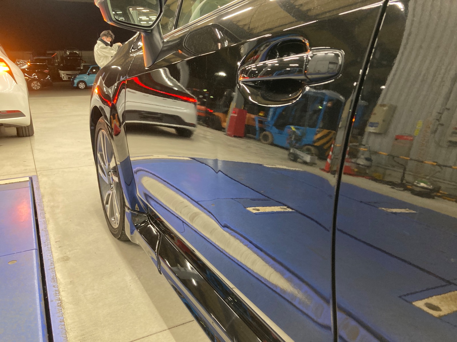 キズ・ヘコミ_17