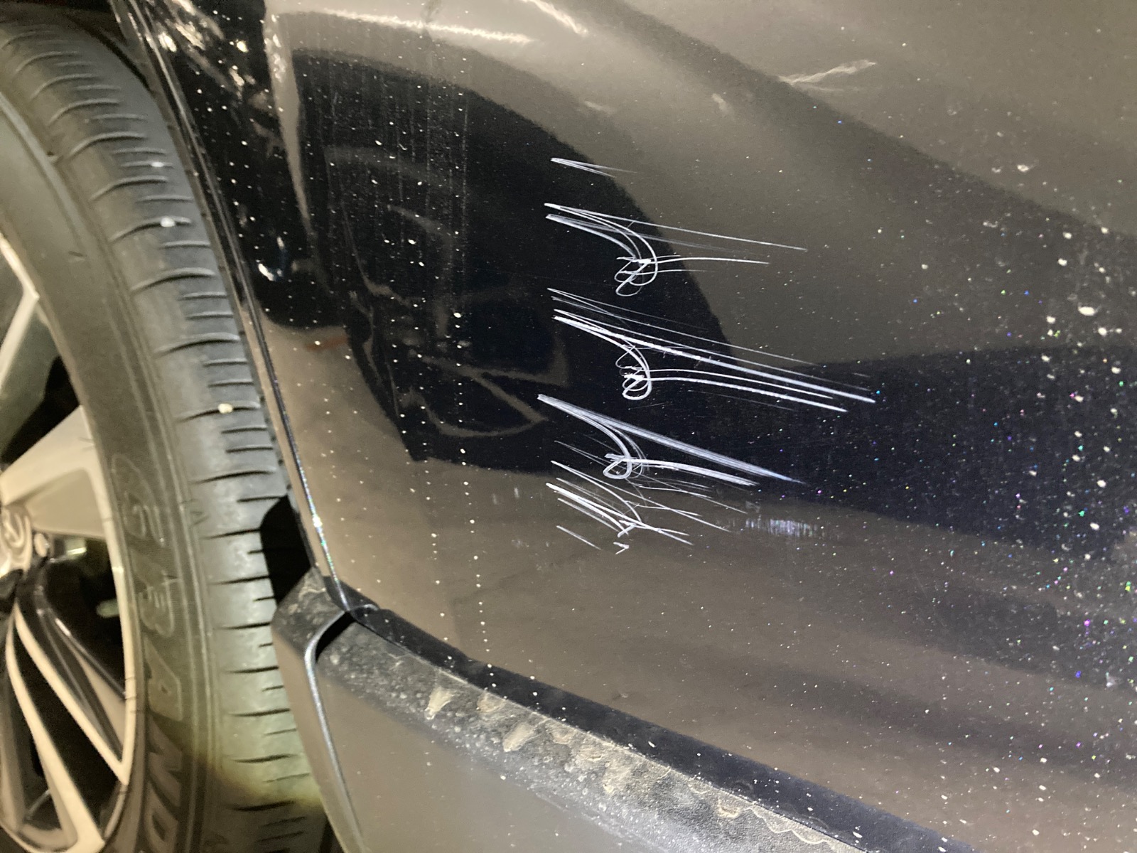 キズ・ヘコミ_27