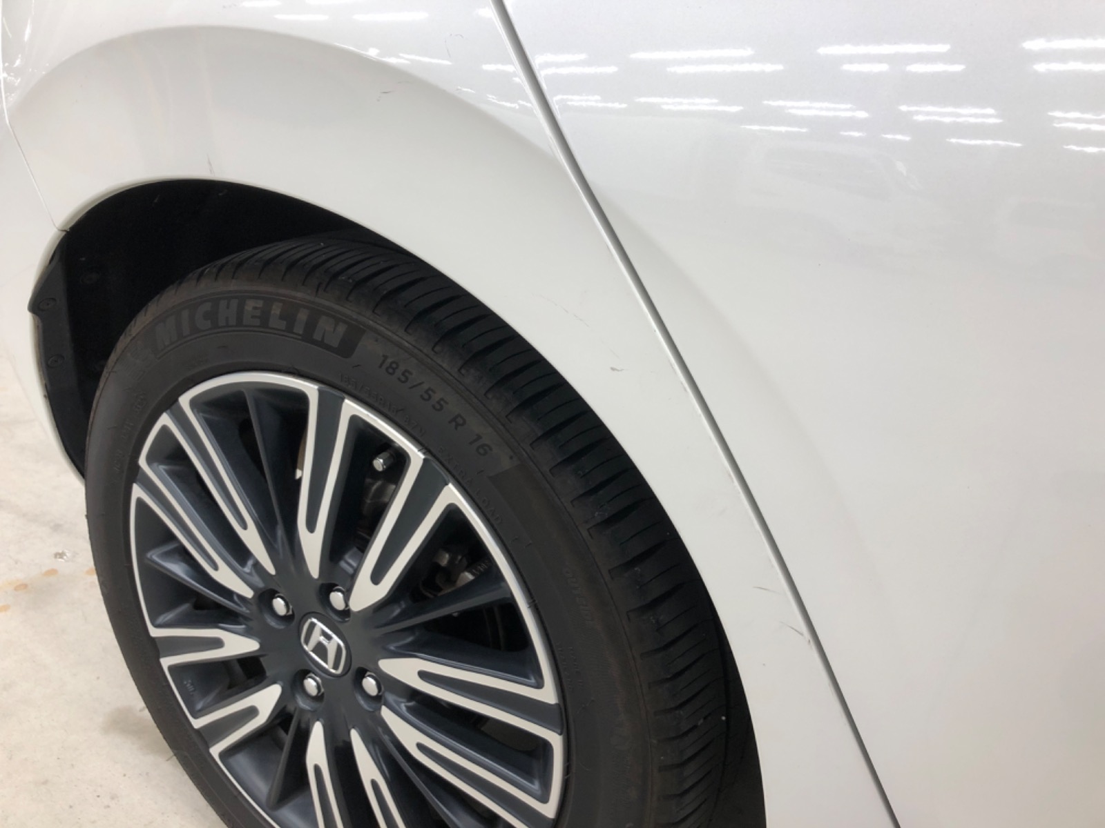 キズ・ヘコミ_40