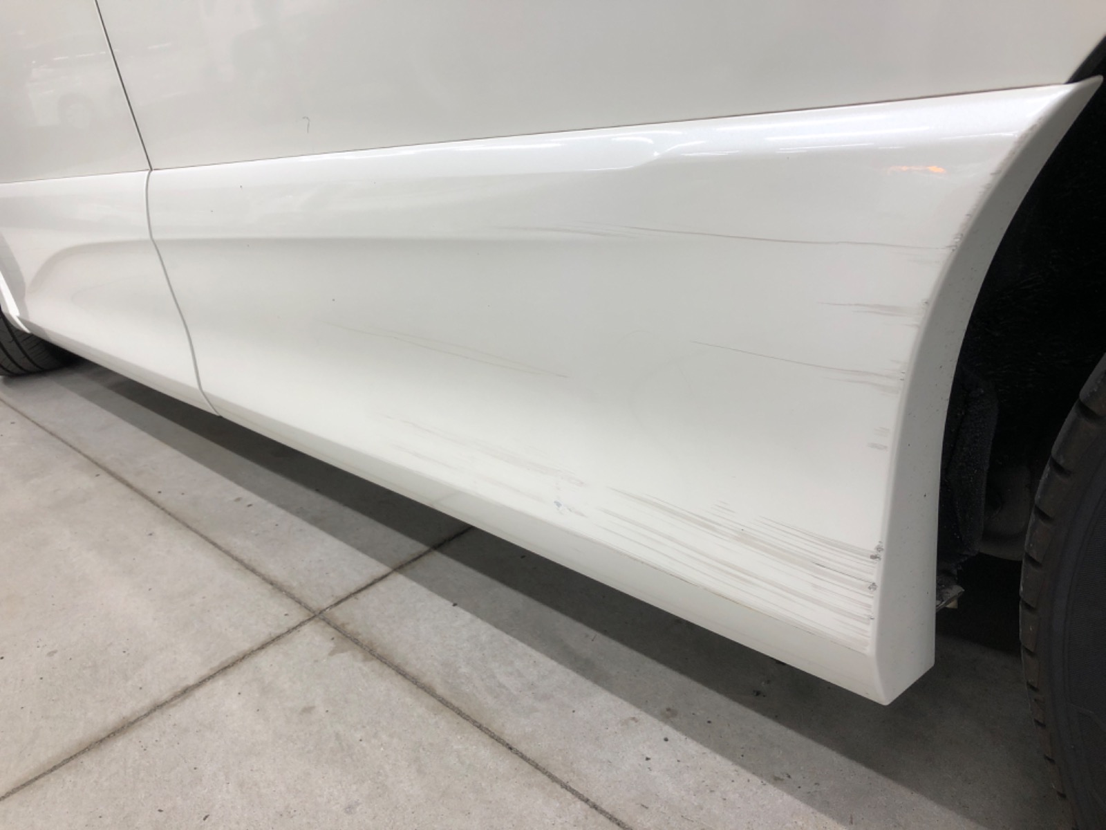 キズ・ヘコミ_25