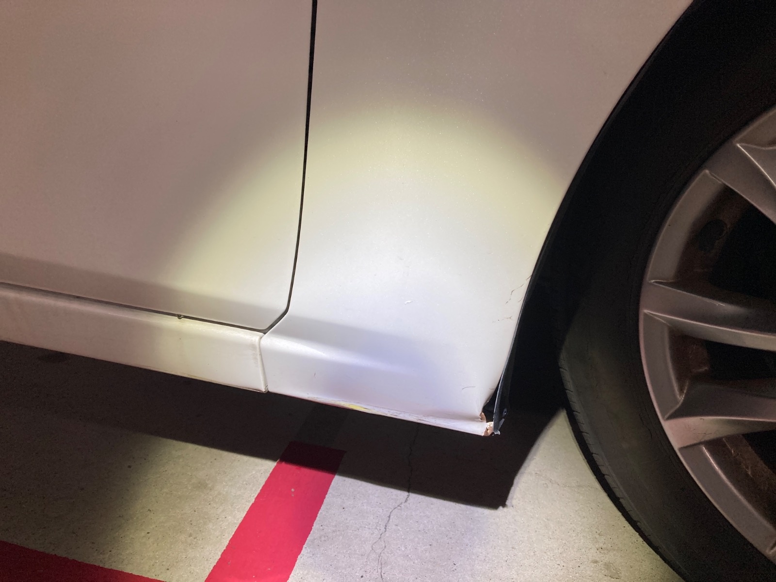 キズ・ヘコミ_13