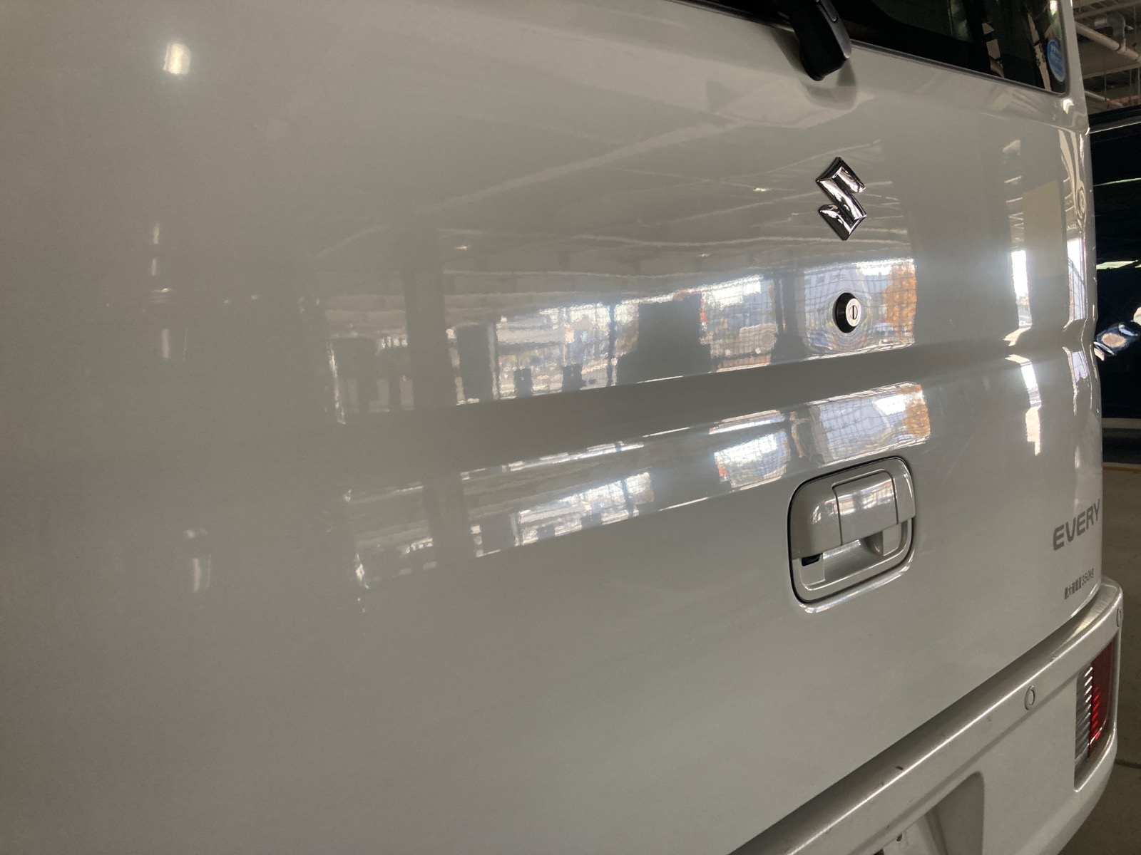 キズ・ヘコミ_43