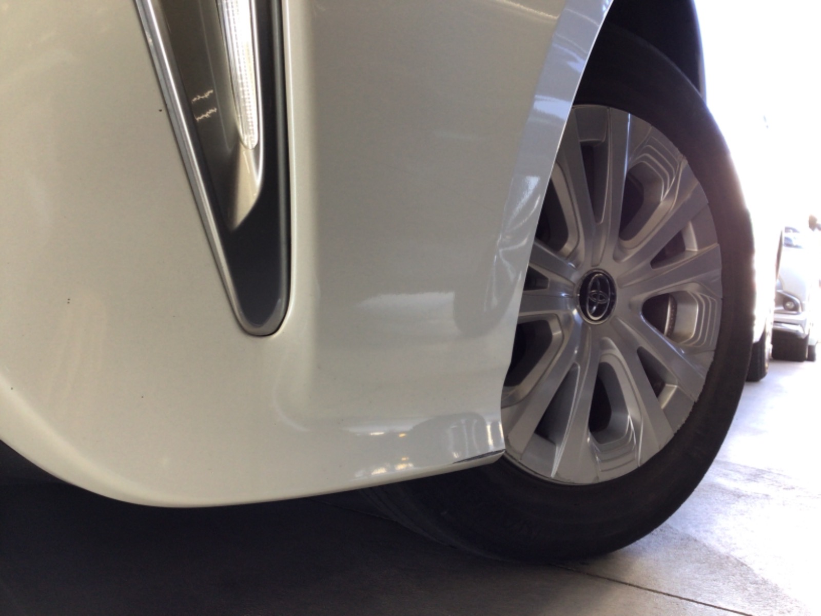 キズ・ヘコミ_05