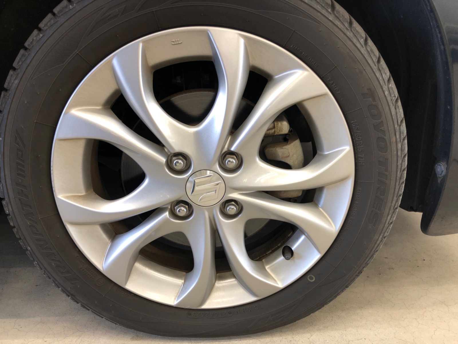 キズ・ヘコミ_60