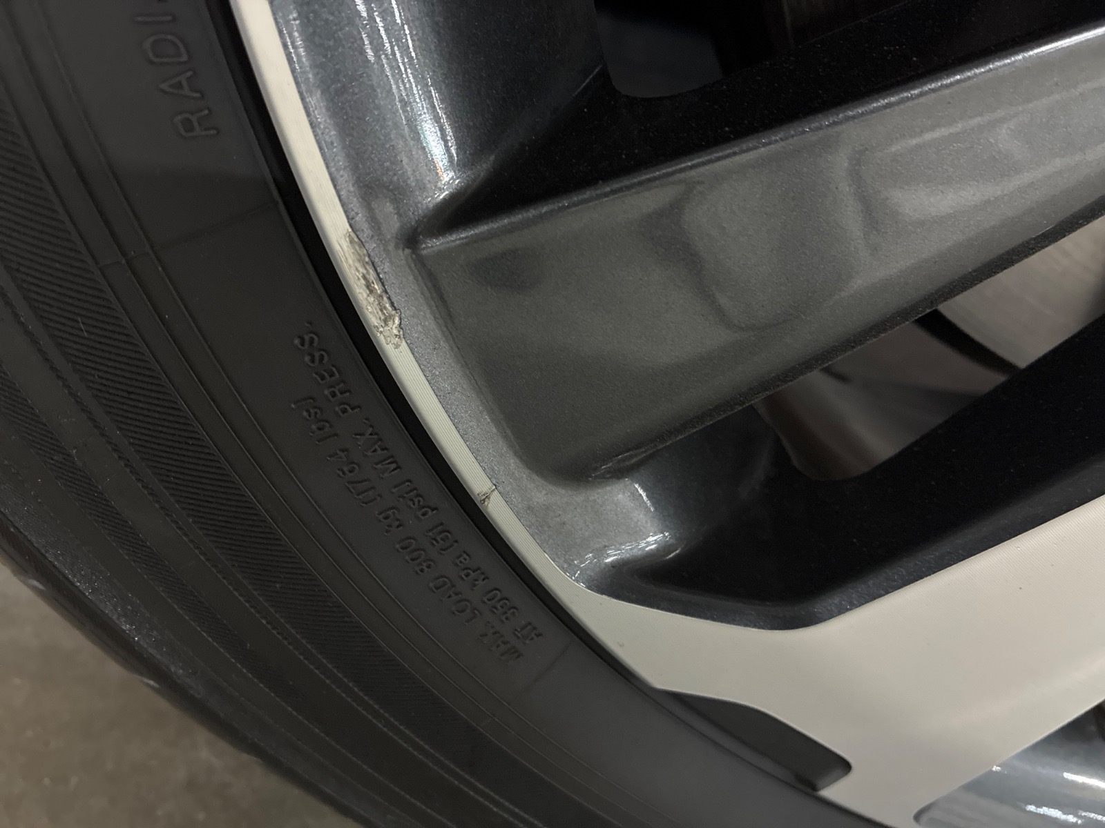 キズ・ヘコミ_60