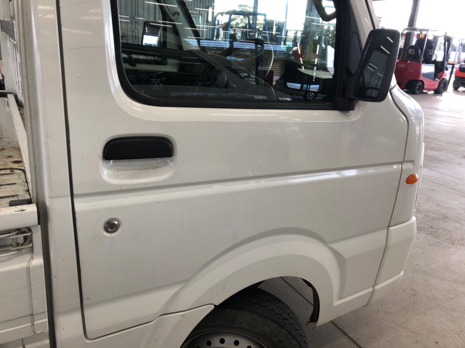 キズ・ヘコミ_18