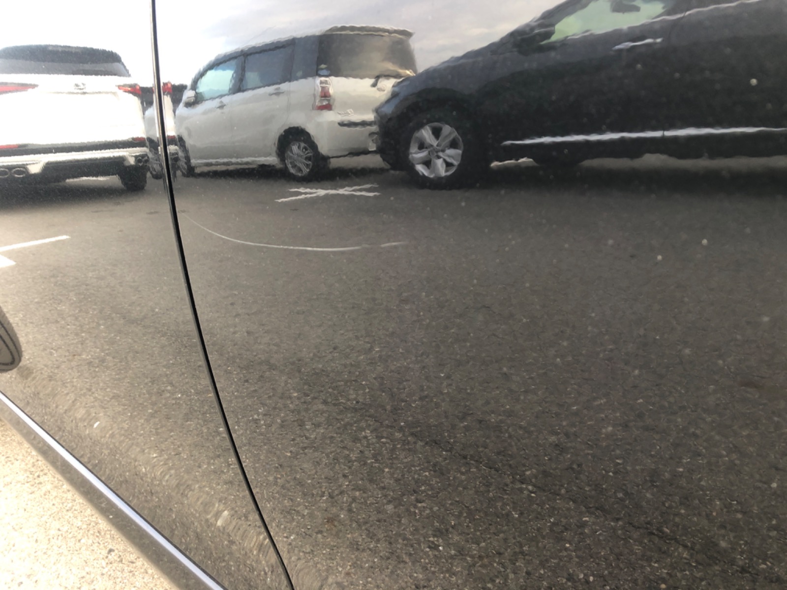 キズ・ヘコミ_24