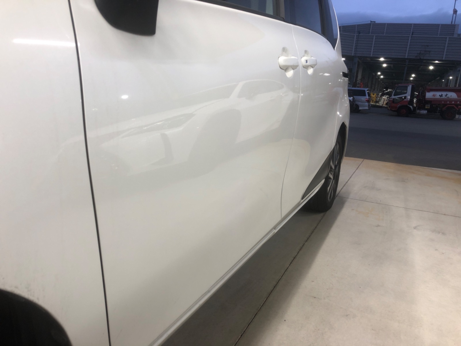 キズ・ヘコミ_16