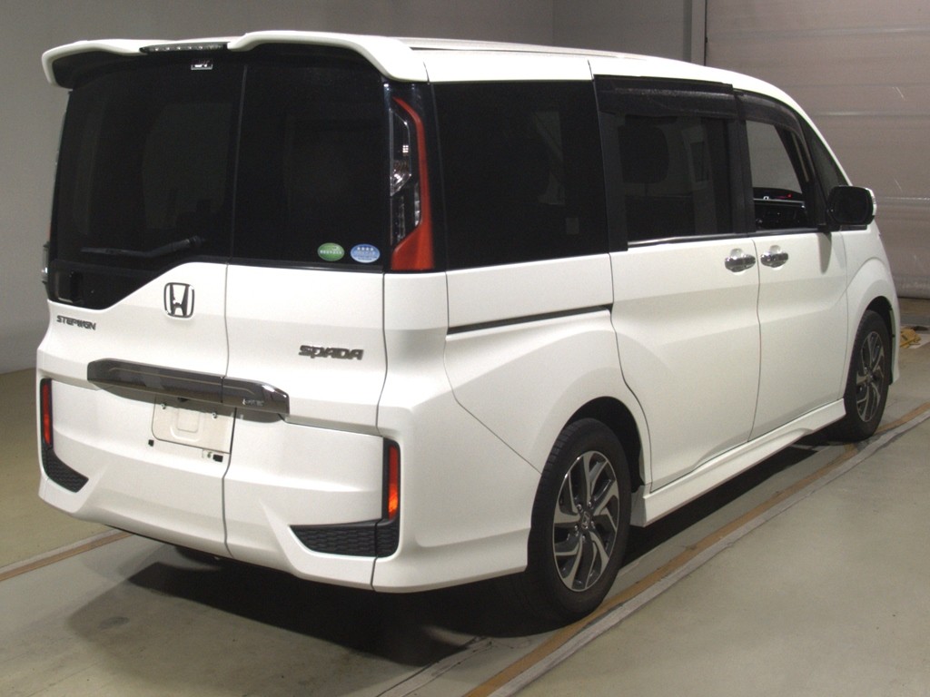 ステップワゴン スパーダ