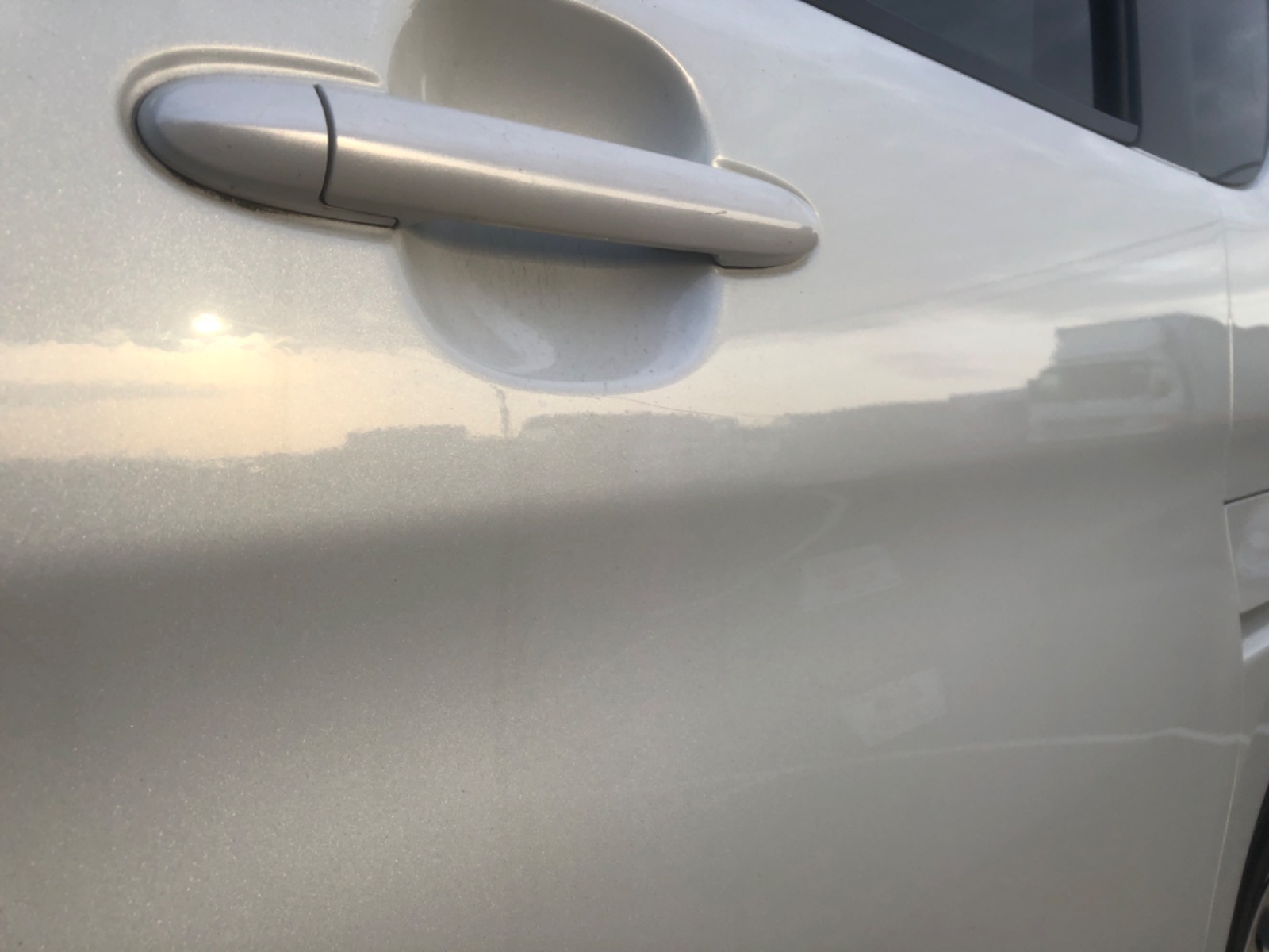 キズ・ヘコミ_24