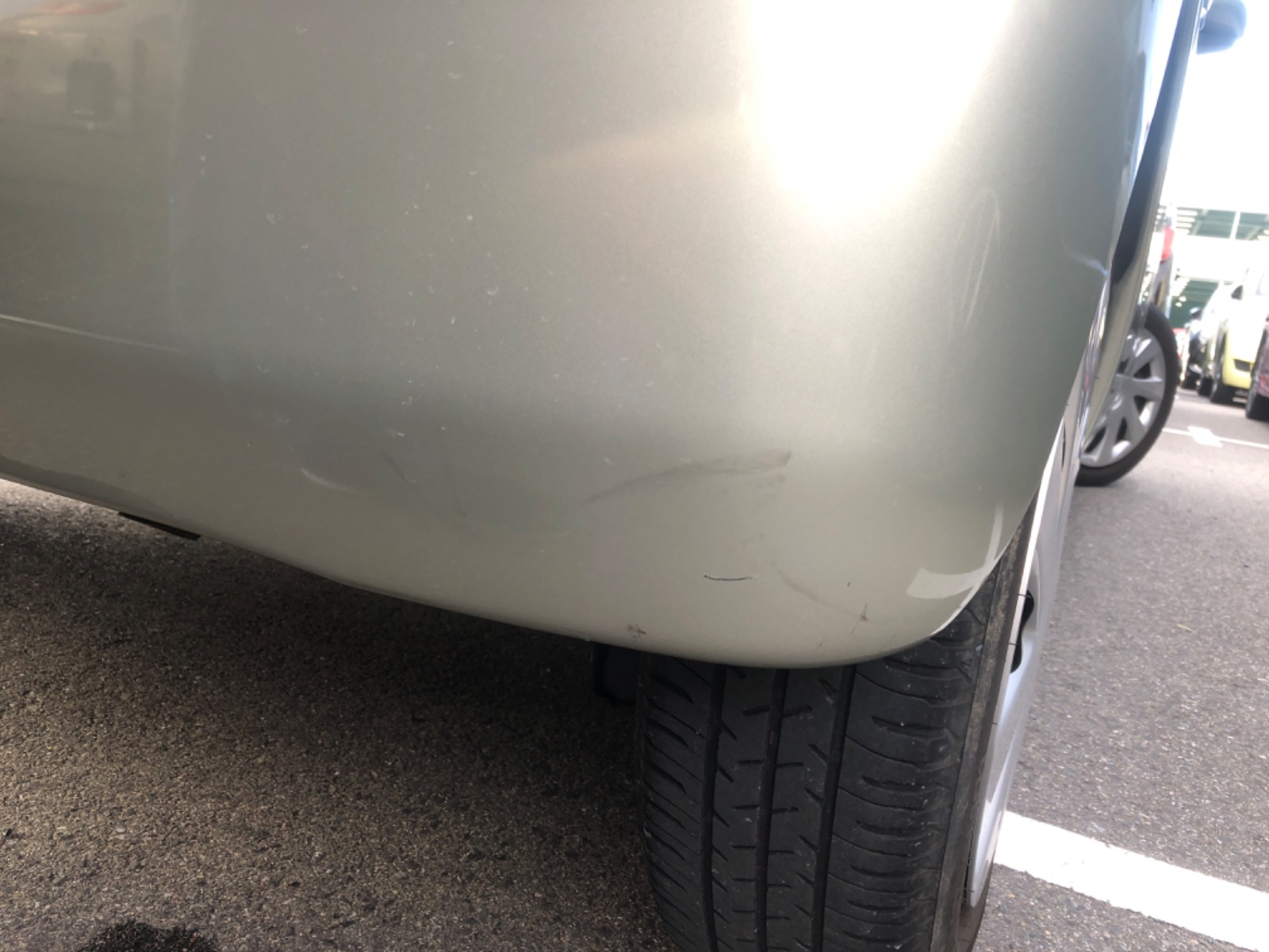 キズ・ヘコミ_56