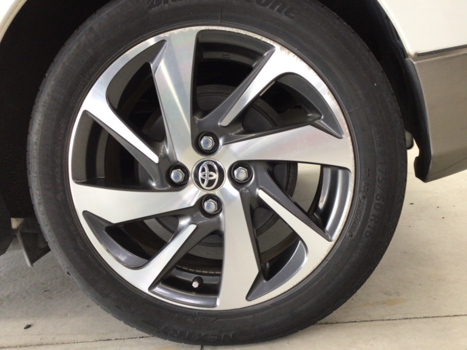 キズ・ヘコミ_61